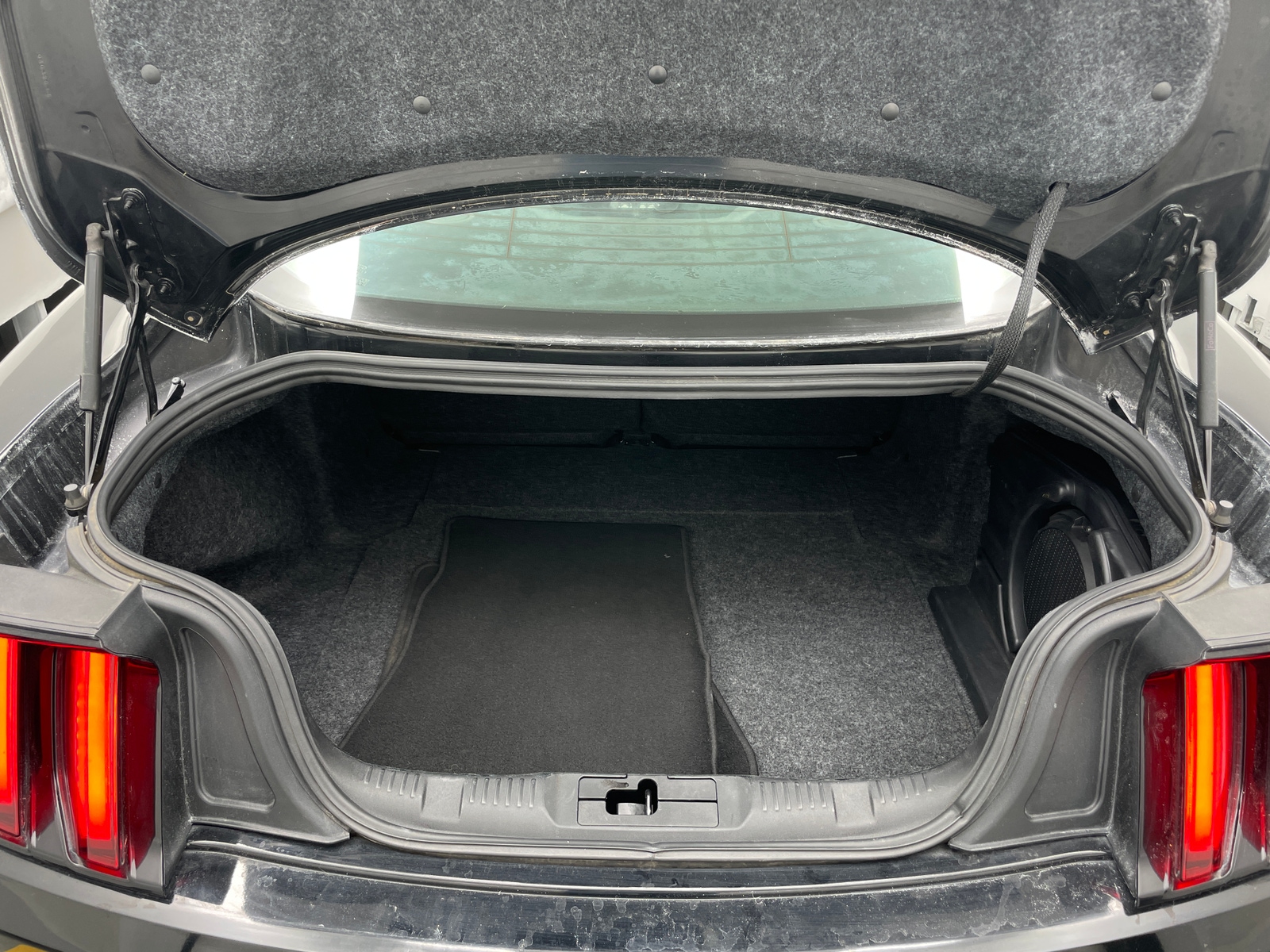 Thumbnail: 2016 Ford Mustang - 4