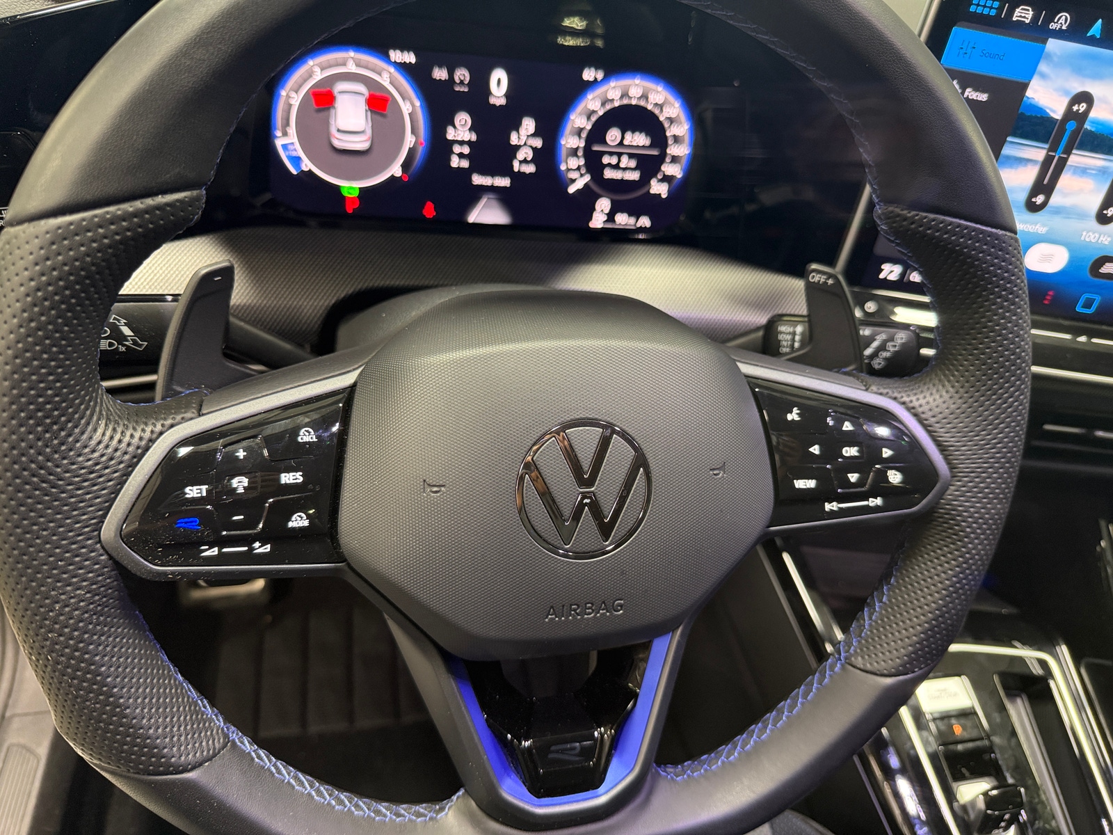 Thumbnail: 2025 Volkswagen Golf - 4