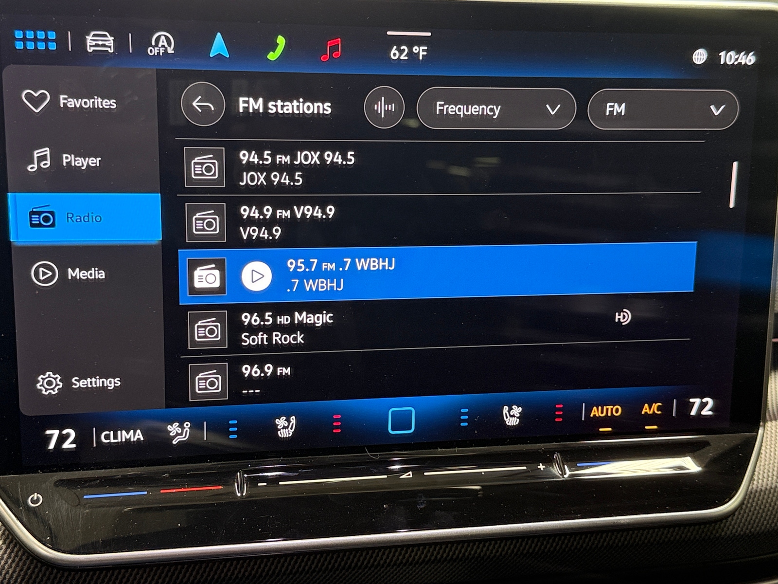 Thumbnail: 2025 Volkswagen Golf - 3