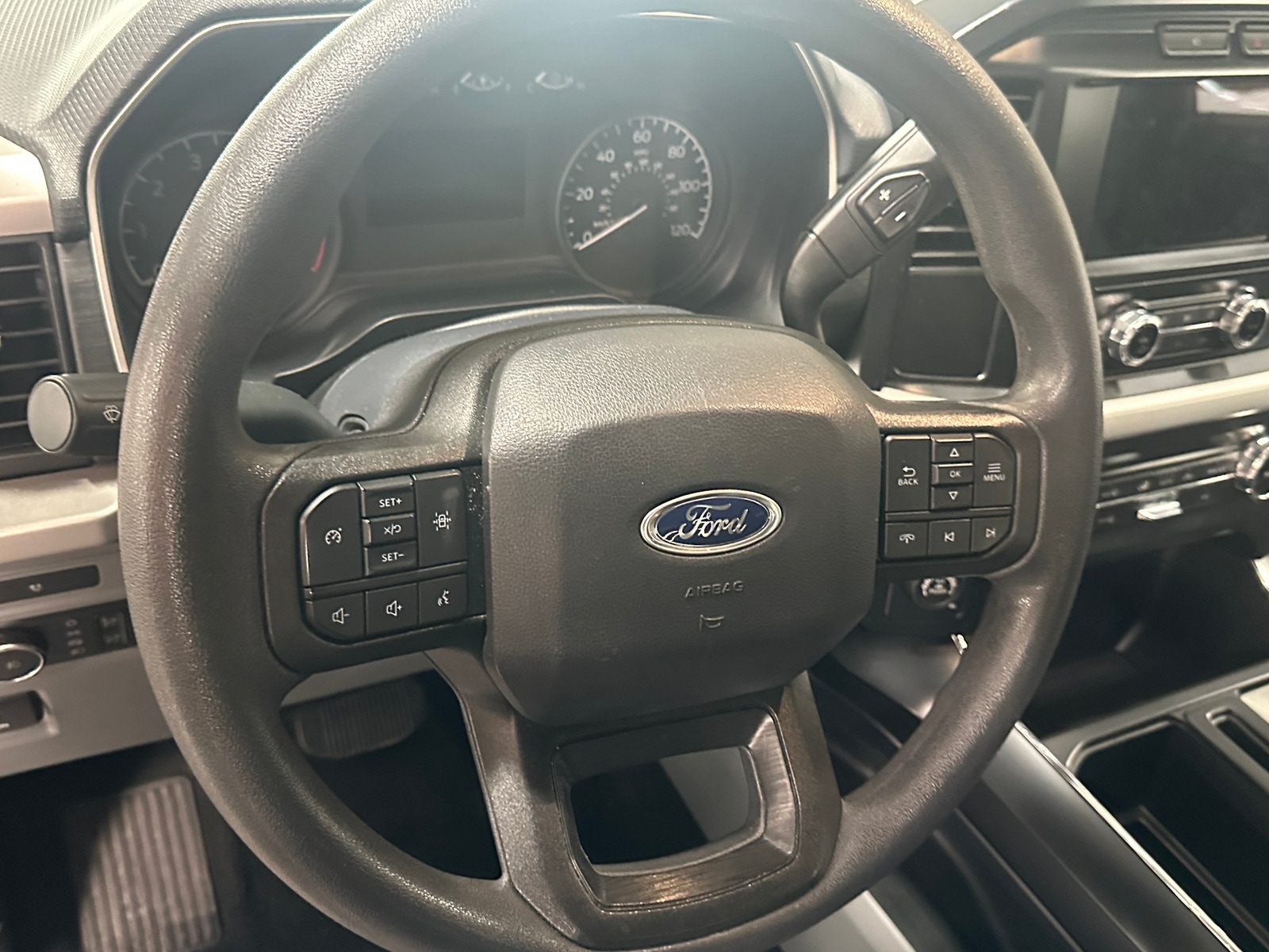 Thumbnail: 2022 Ford Econoline - 5