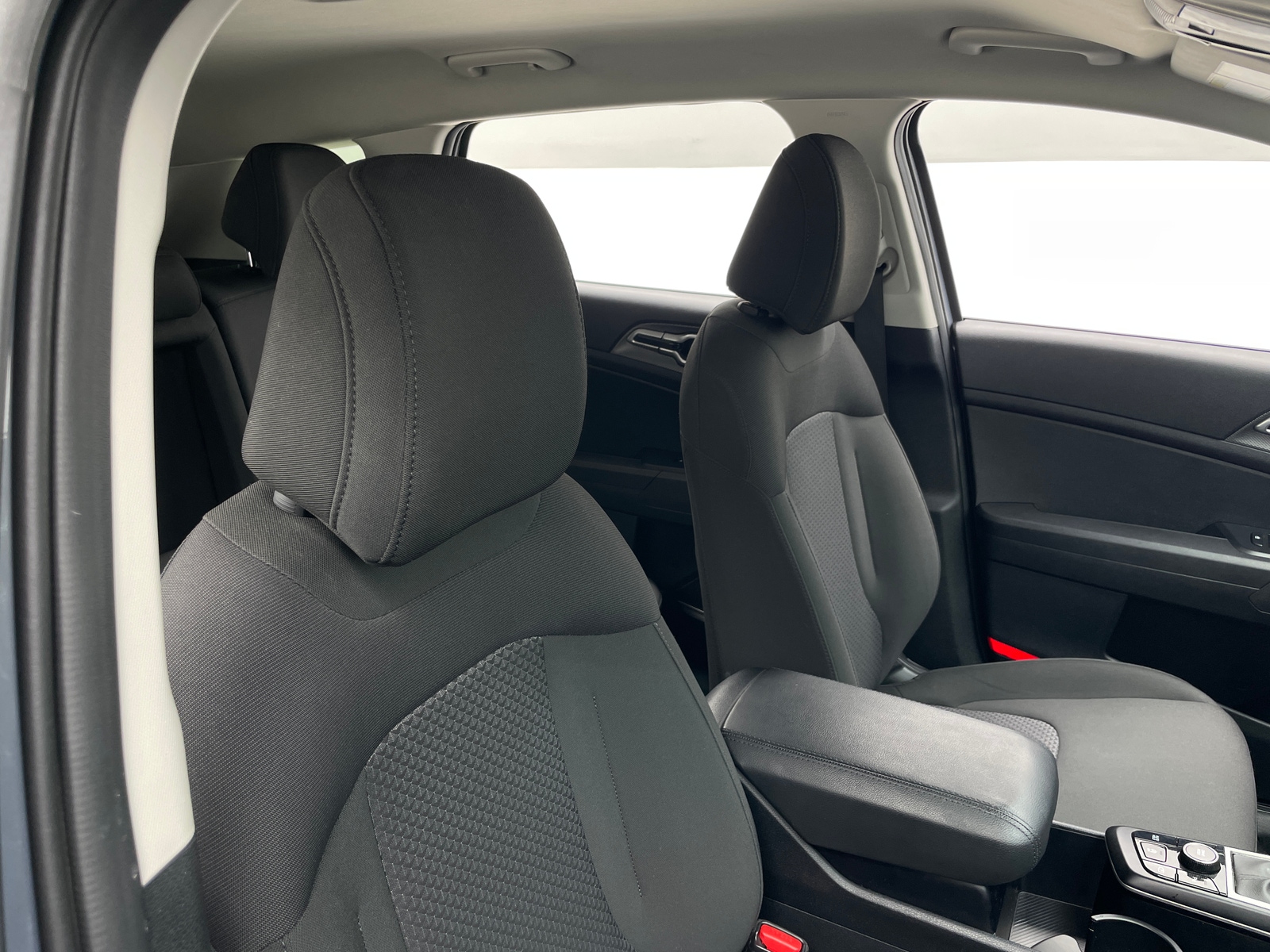 Thumbnail: 2025 Kia Sportage - 2