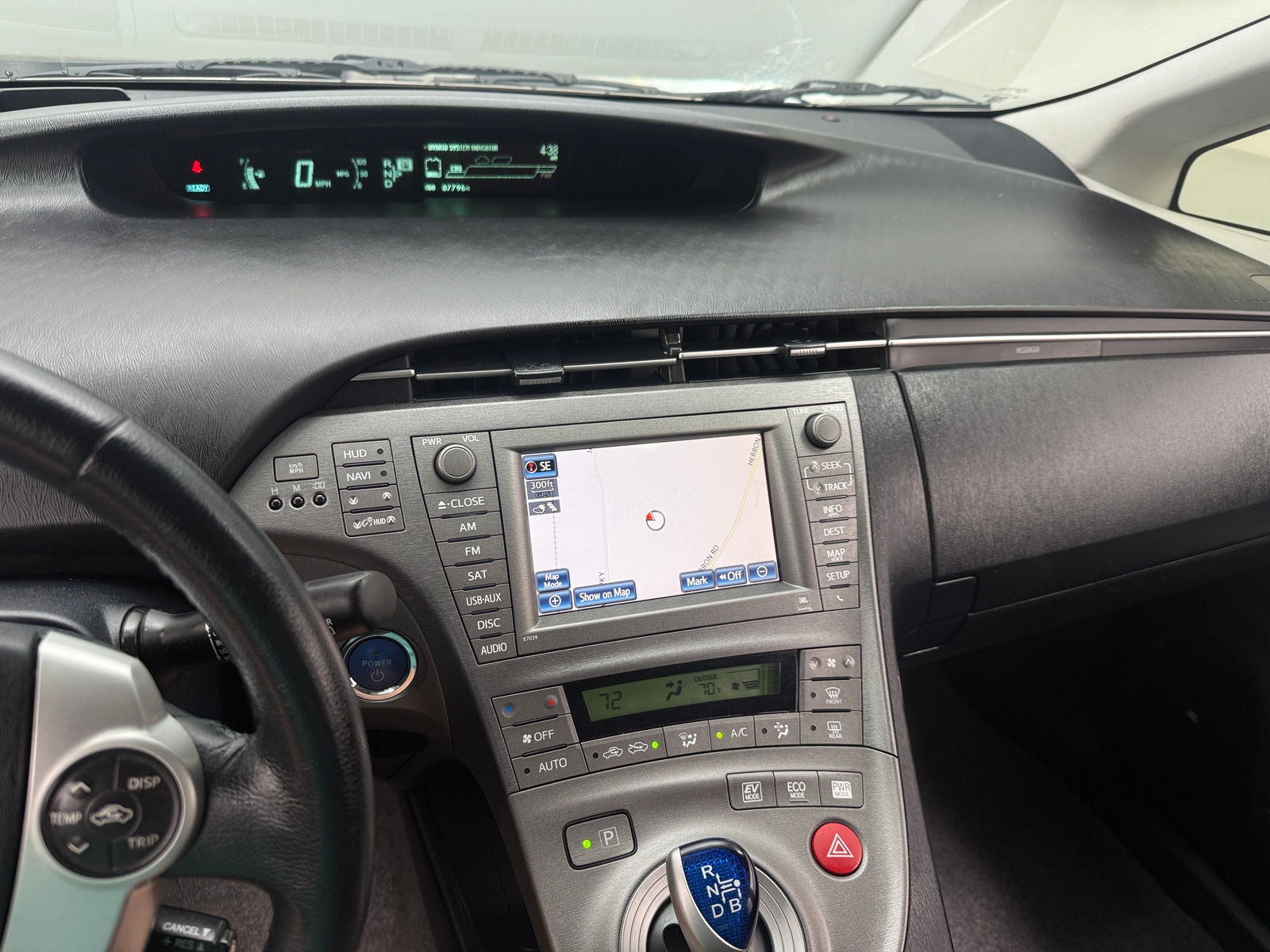 Thumbnail: 2013 Toyota Prius - 4