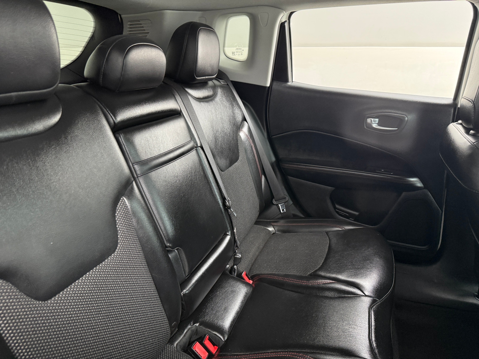 Thumbnail: 2018 Jeep Compass - 6