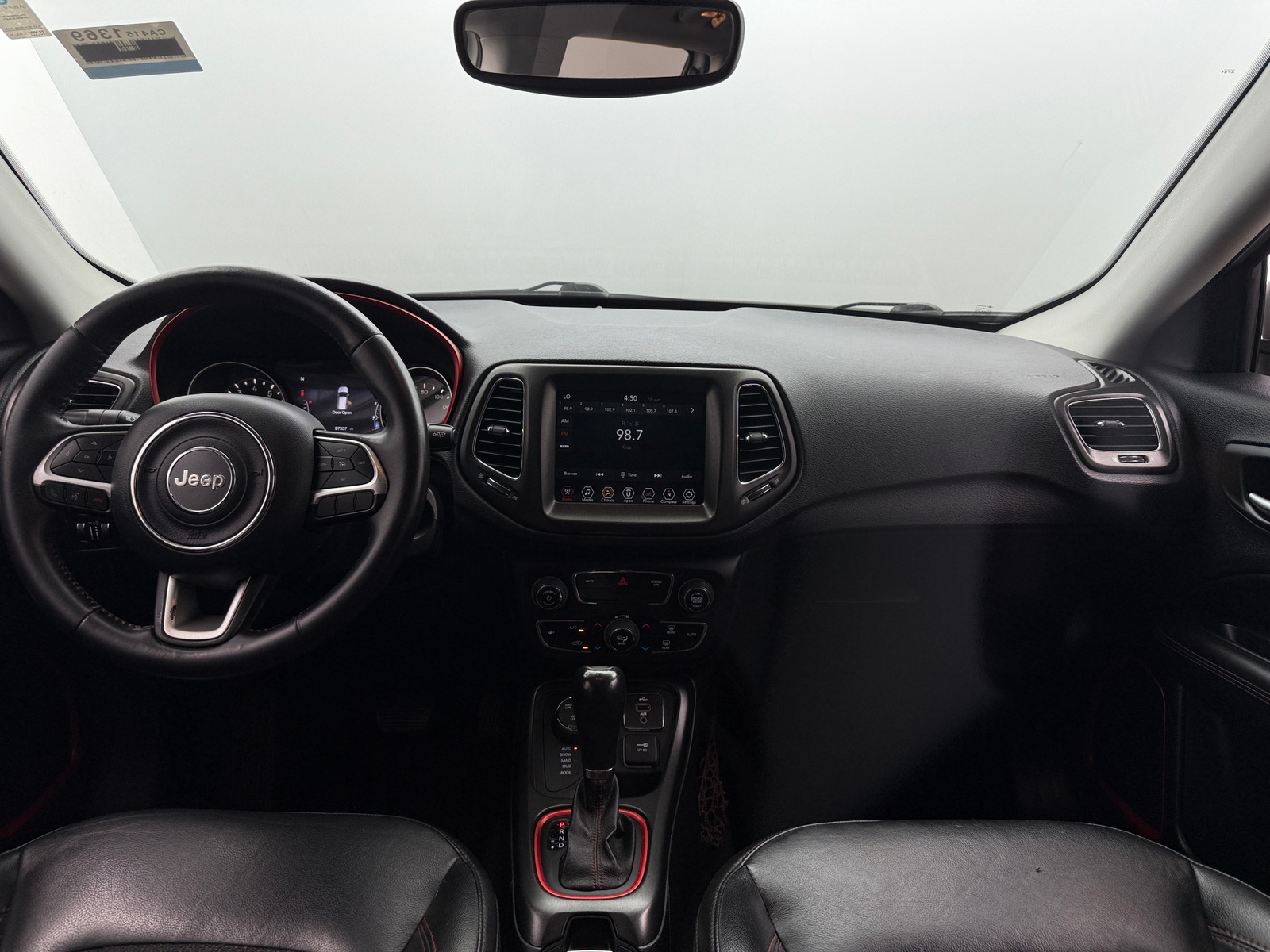 Thumbnail: 2018 Jeep Compass - 3