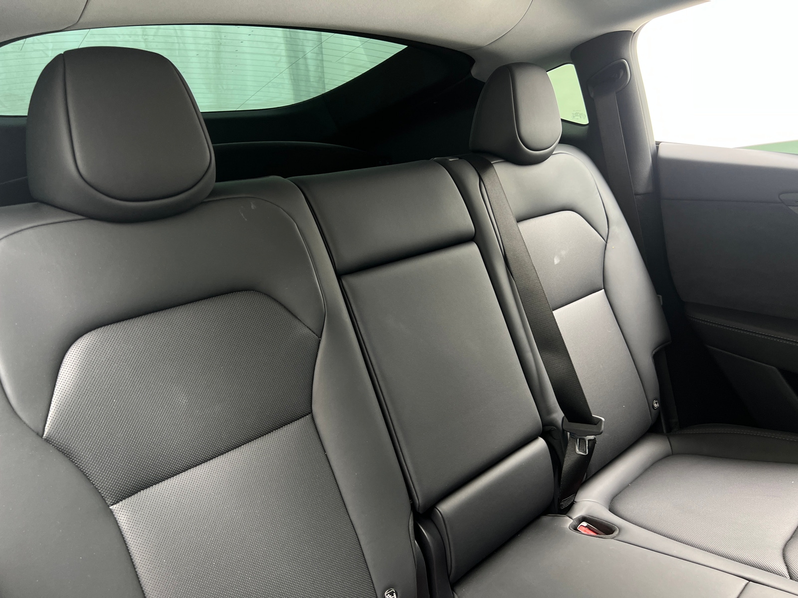 Thumbnail: 2026 Tesla Model Y - 6