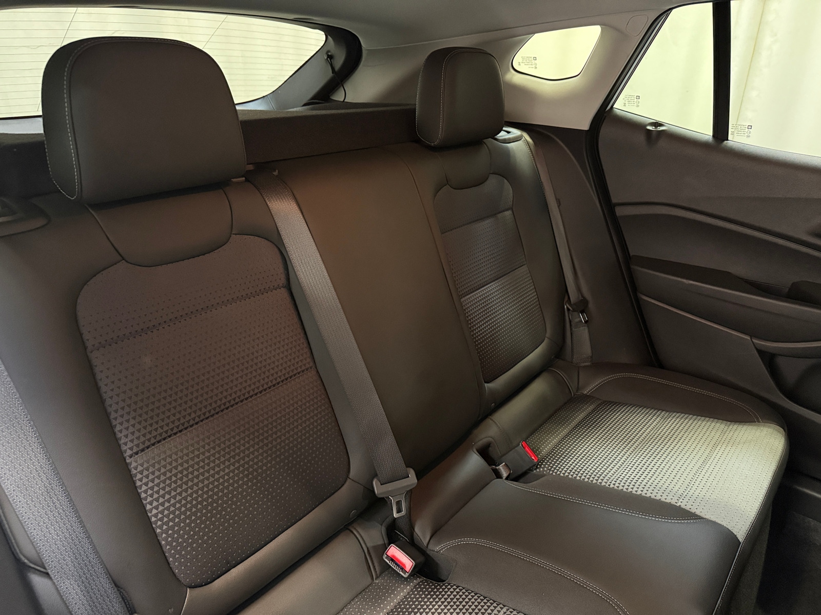 Thumbnail: 2025 Chevrolet Trax - 6