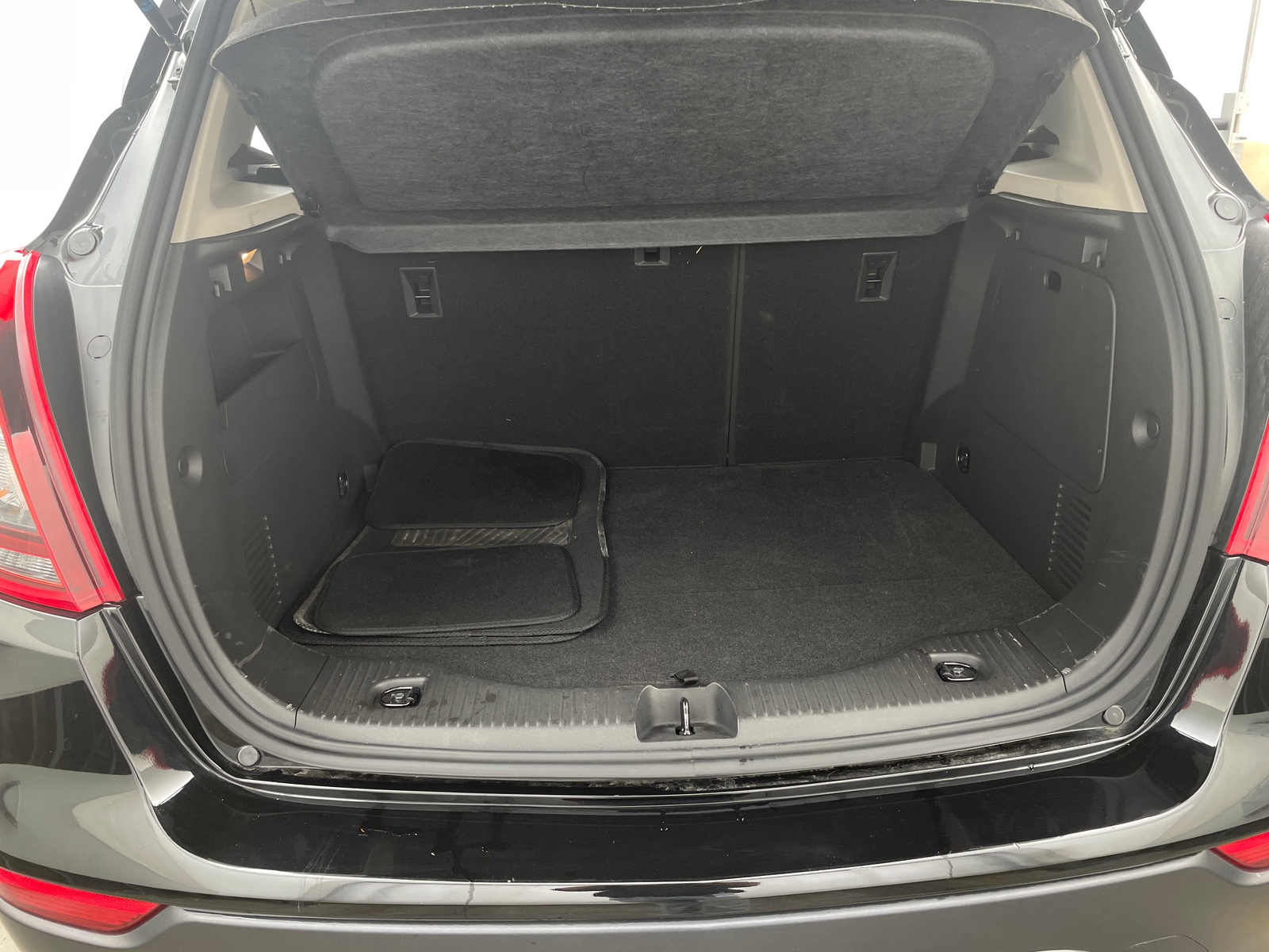 Thumbnail: 2019 Buick Encore - 6