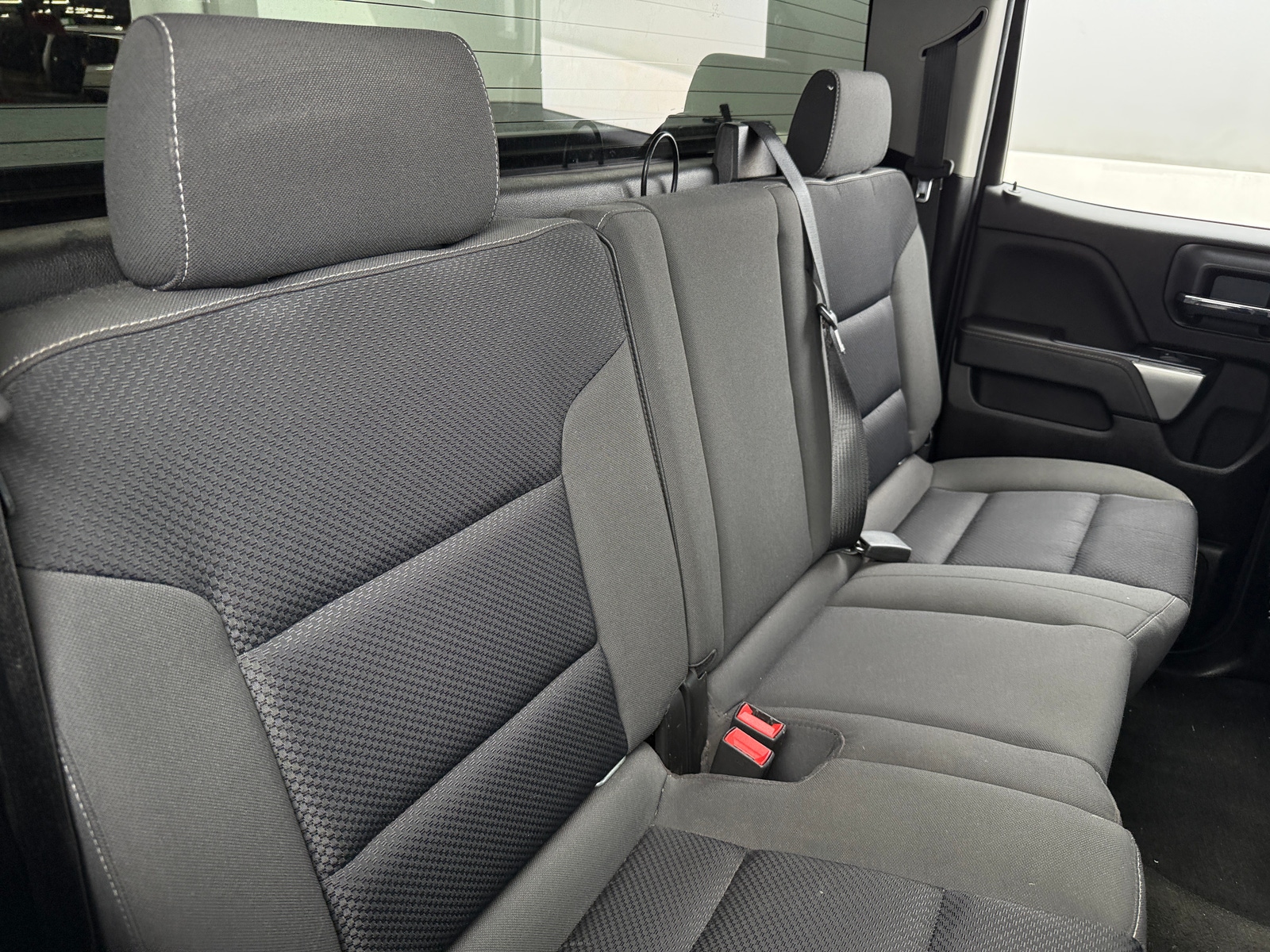 Thumbnail: 2018 Chevrolet Silverado 1500 - 6