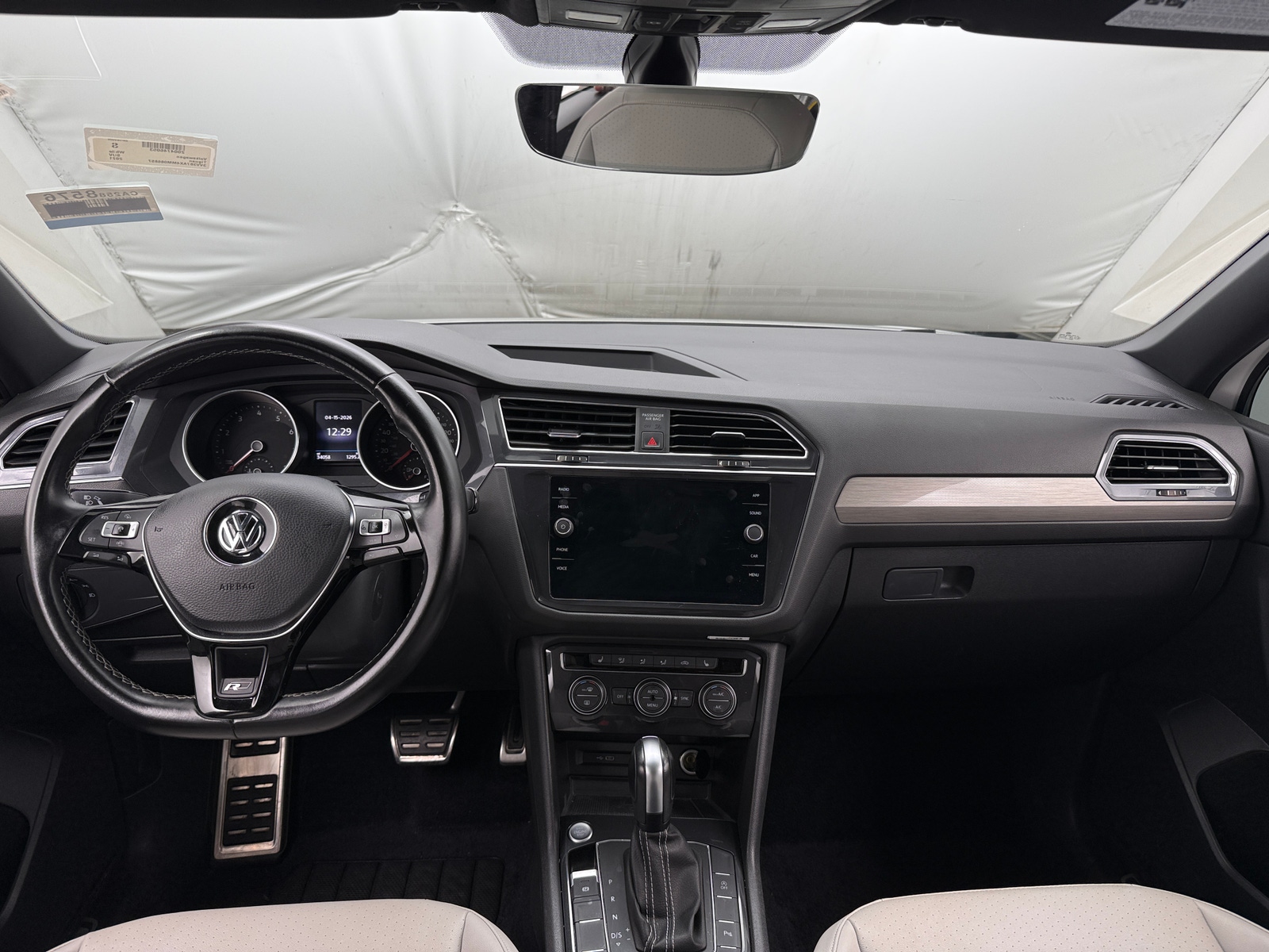 Thumbnail: 2021 Volkswagen Tiguan - 2