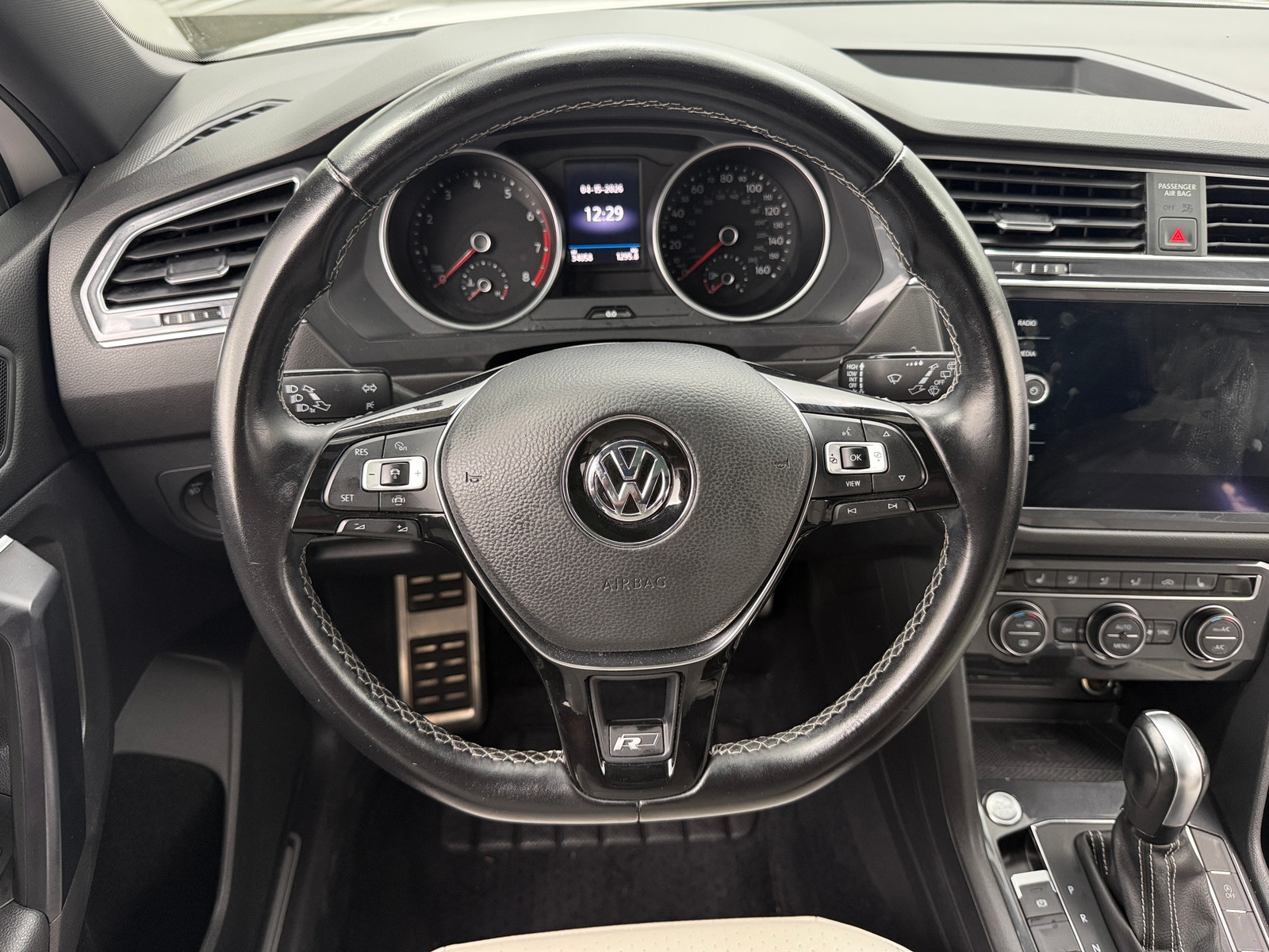 Thumbnail: 2021 Volkswagen Tiguan - 4