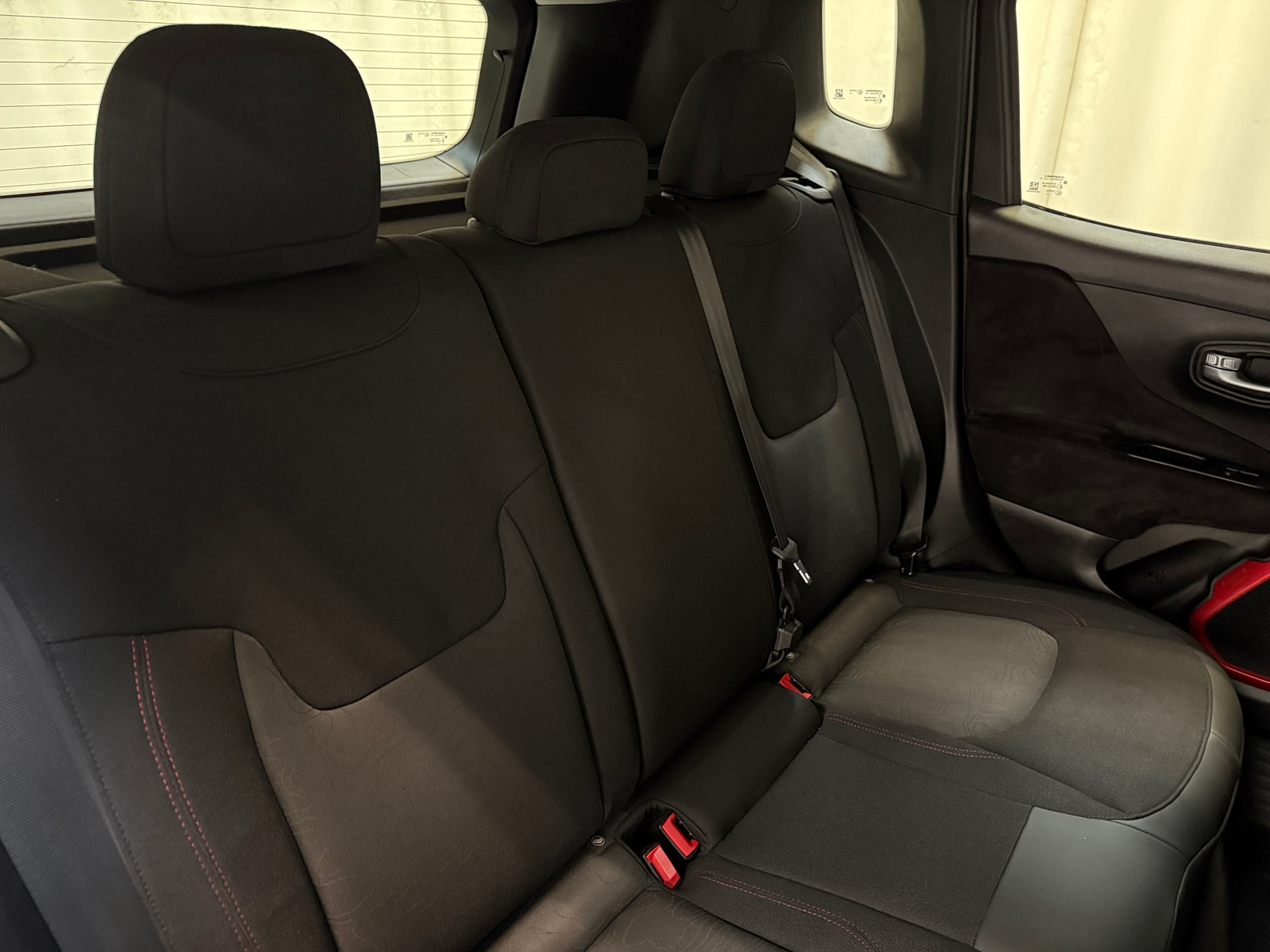 Thumbnail: 2016 Jeep Renegade - 6