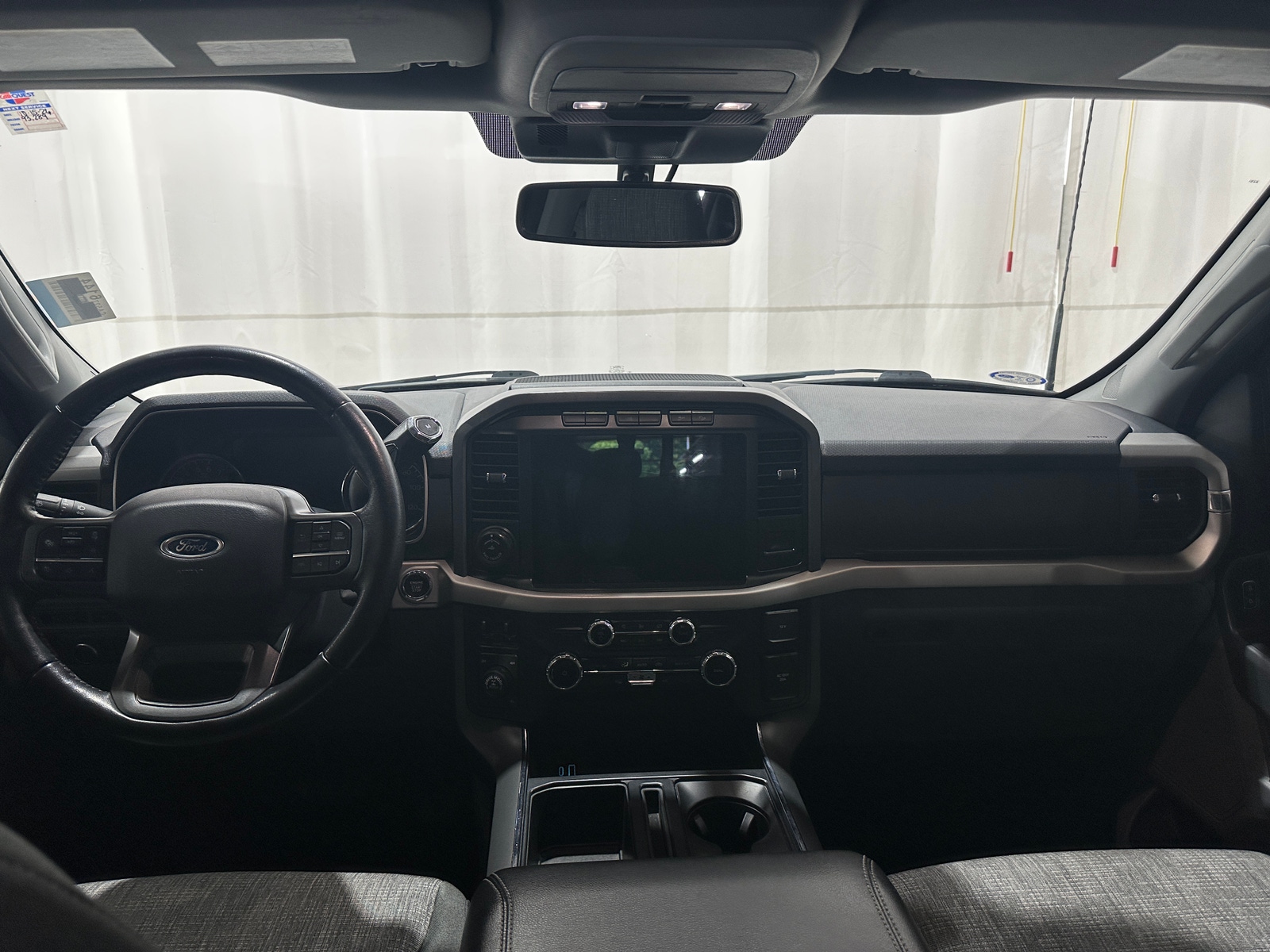 Thumbnail: 2022 Ford Econoline - 3