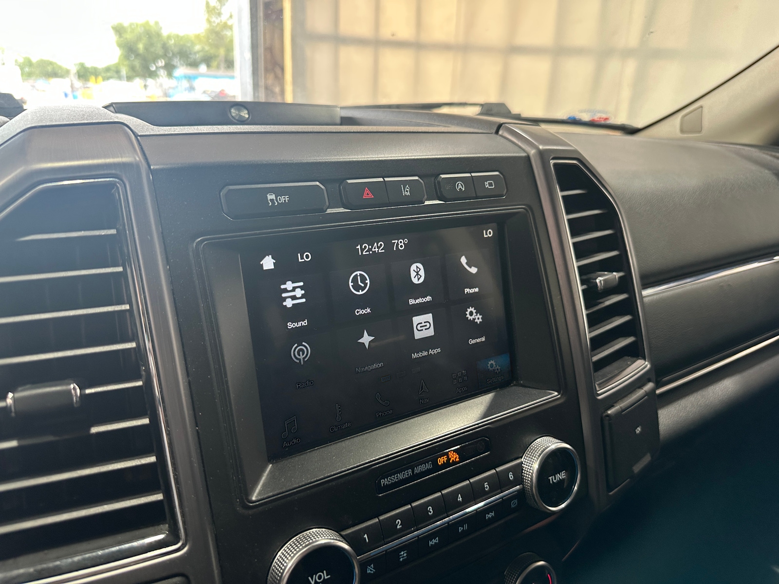 Thumbnail: 2018 Ford Expedition MAX - 3