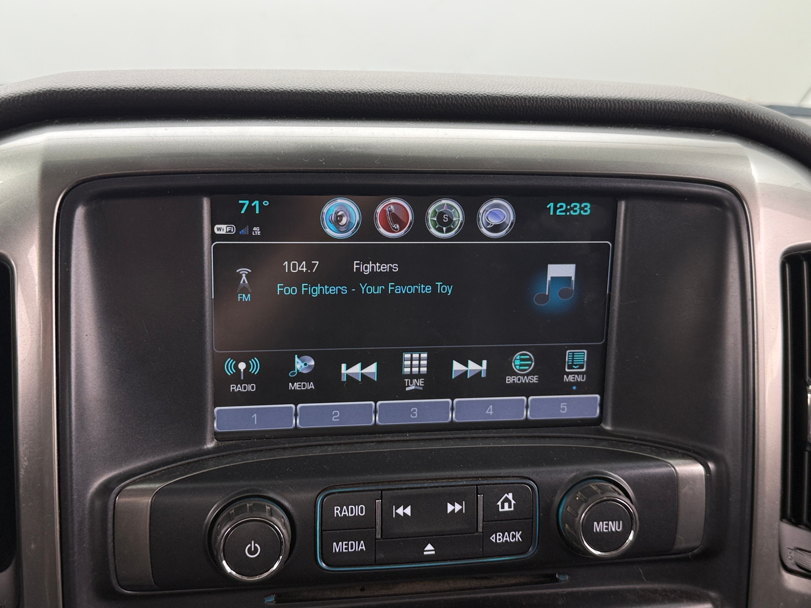 Thumbnail: 2018 Chevrolet Silverado 1500 - 4