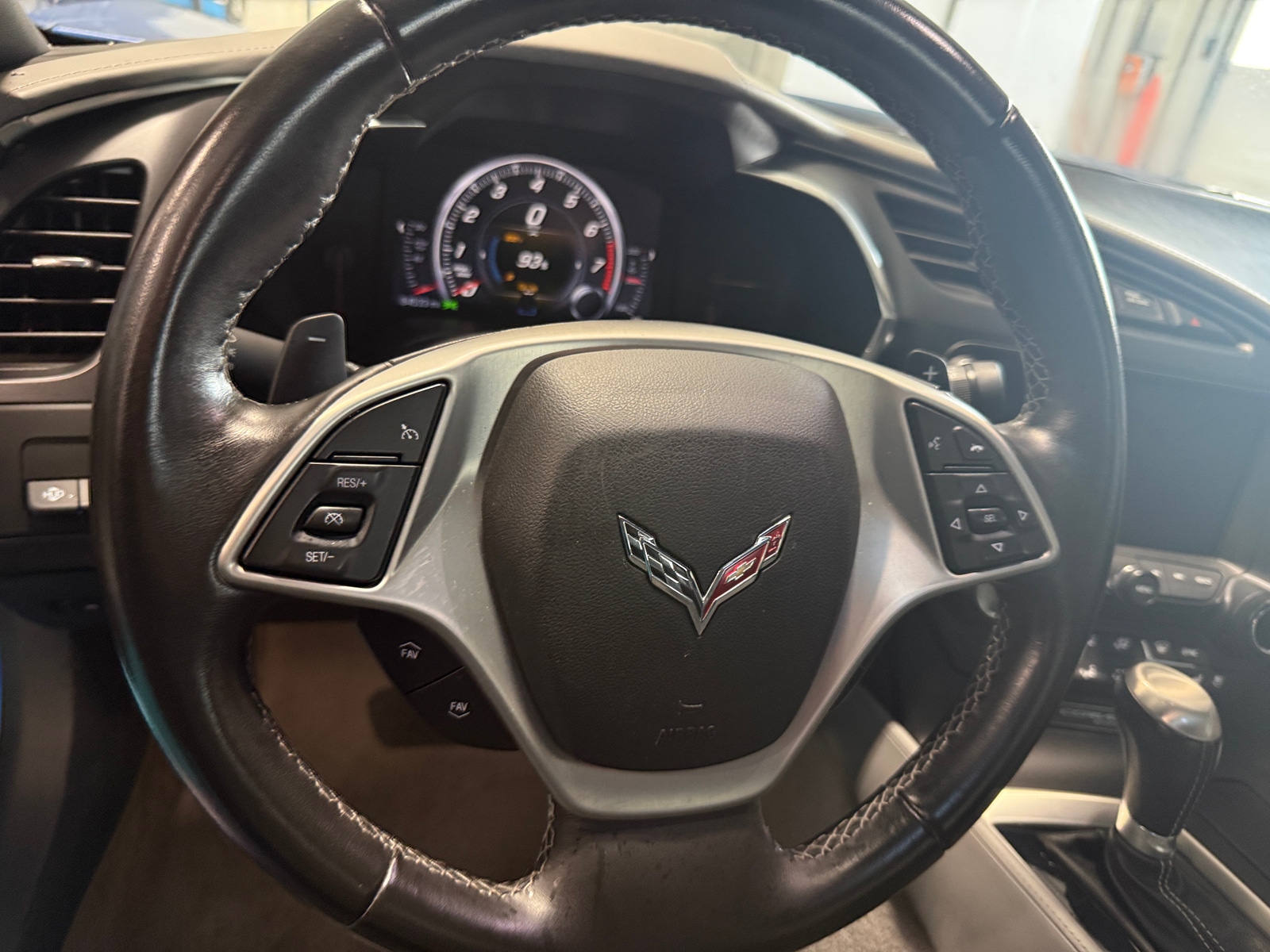 Thumbnail: 2014 Chevrolet Corvette - 3