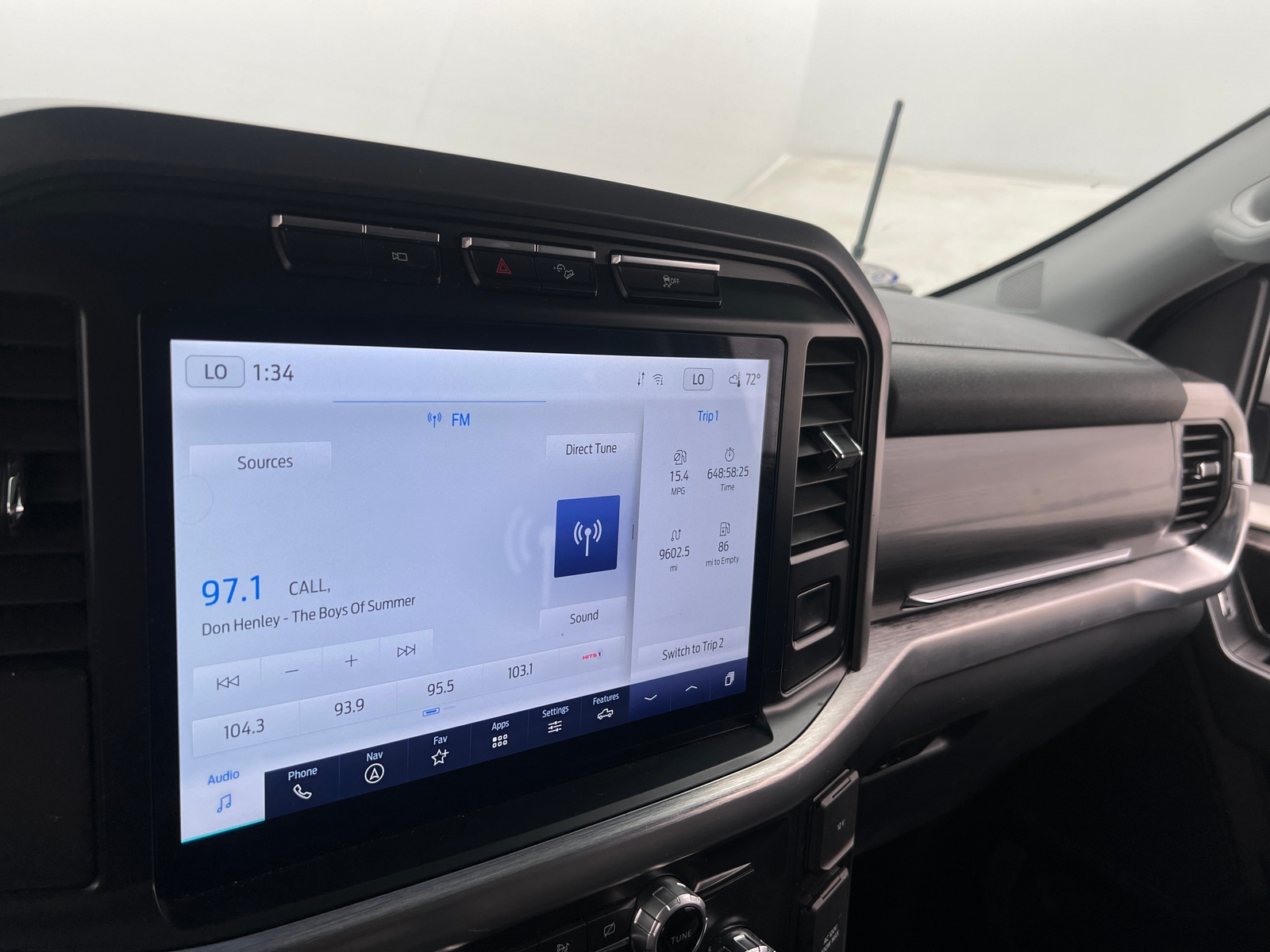 Thumbnail: 2022 Ford Econoline - 3