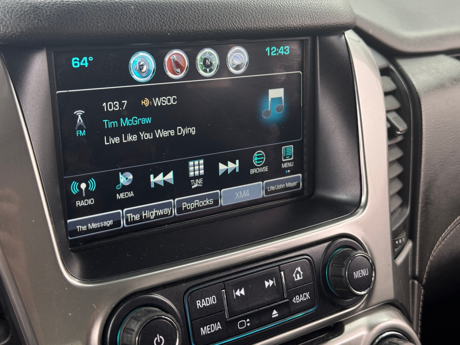 Thumbnail: 2020 Chevrolet Tahoe - 3