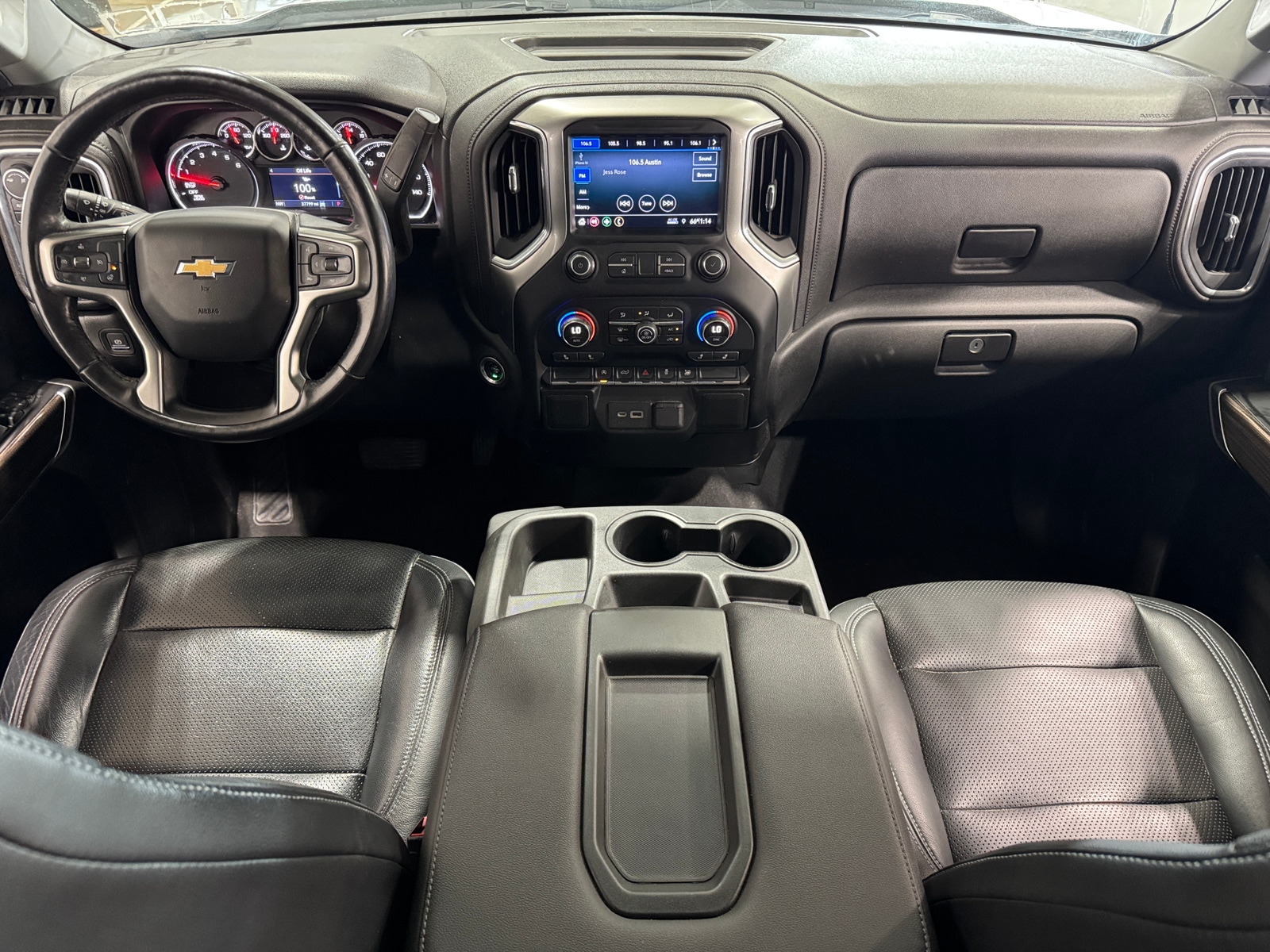 Thumbnail: 2019 Chevrolet Silverado 1500 - 3