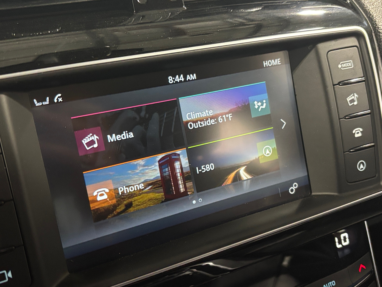 Thumbnail: 2018 Jaguar XE - 3