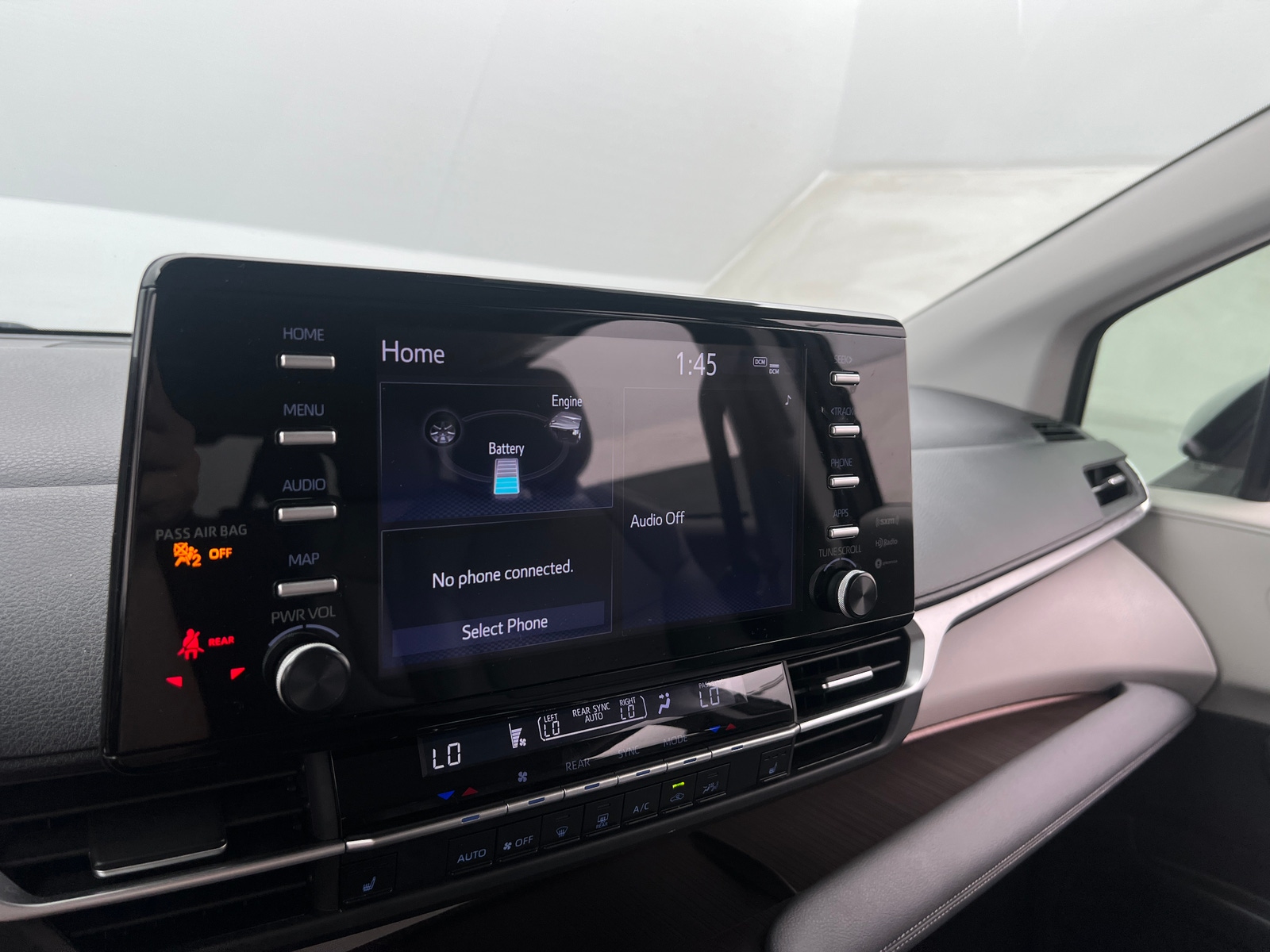 Thumbnail: 2022 Toyota Sienna - 3