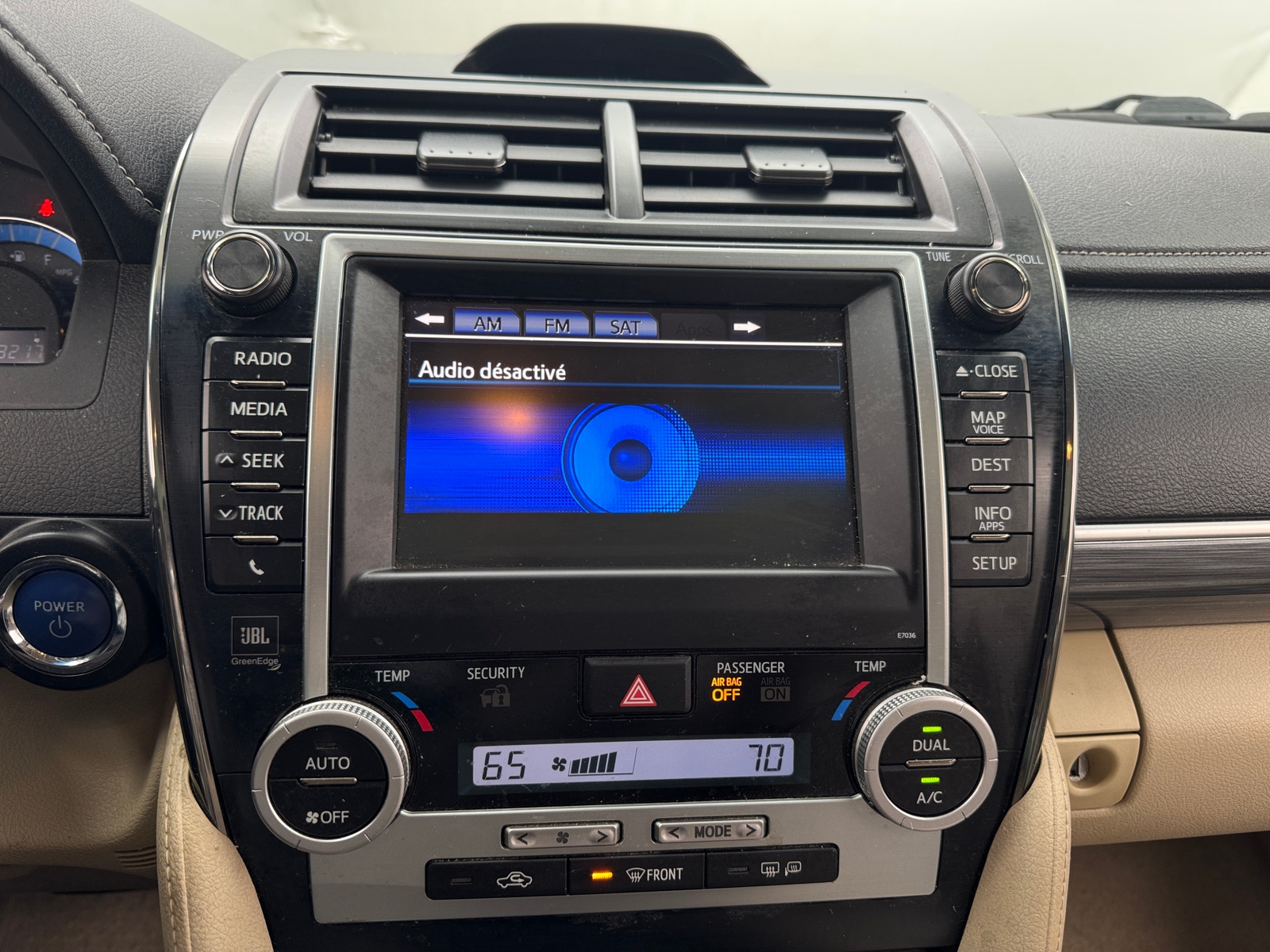 Thumbnail: 2012 Toyota Camry - 4