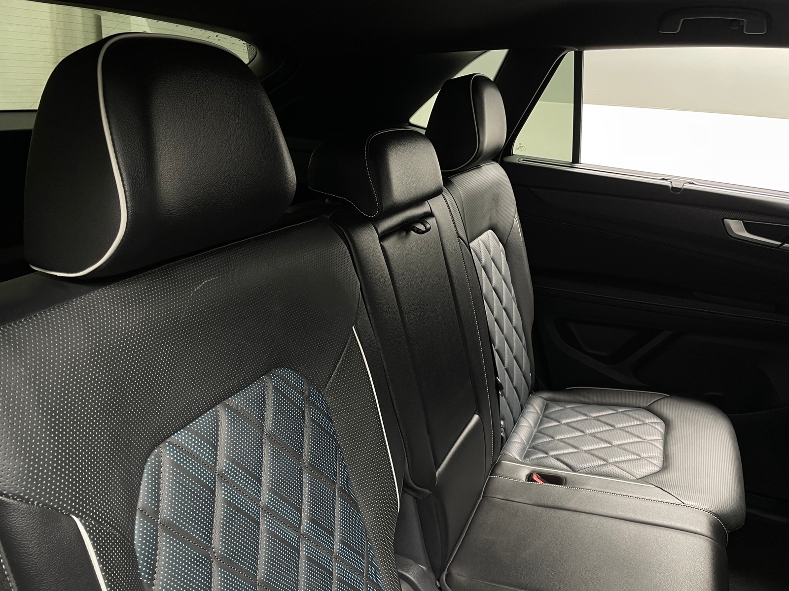 Thumbnail: 2024 Volkswagen Atlas - 5