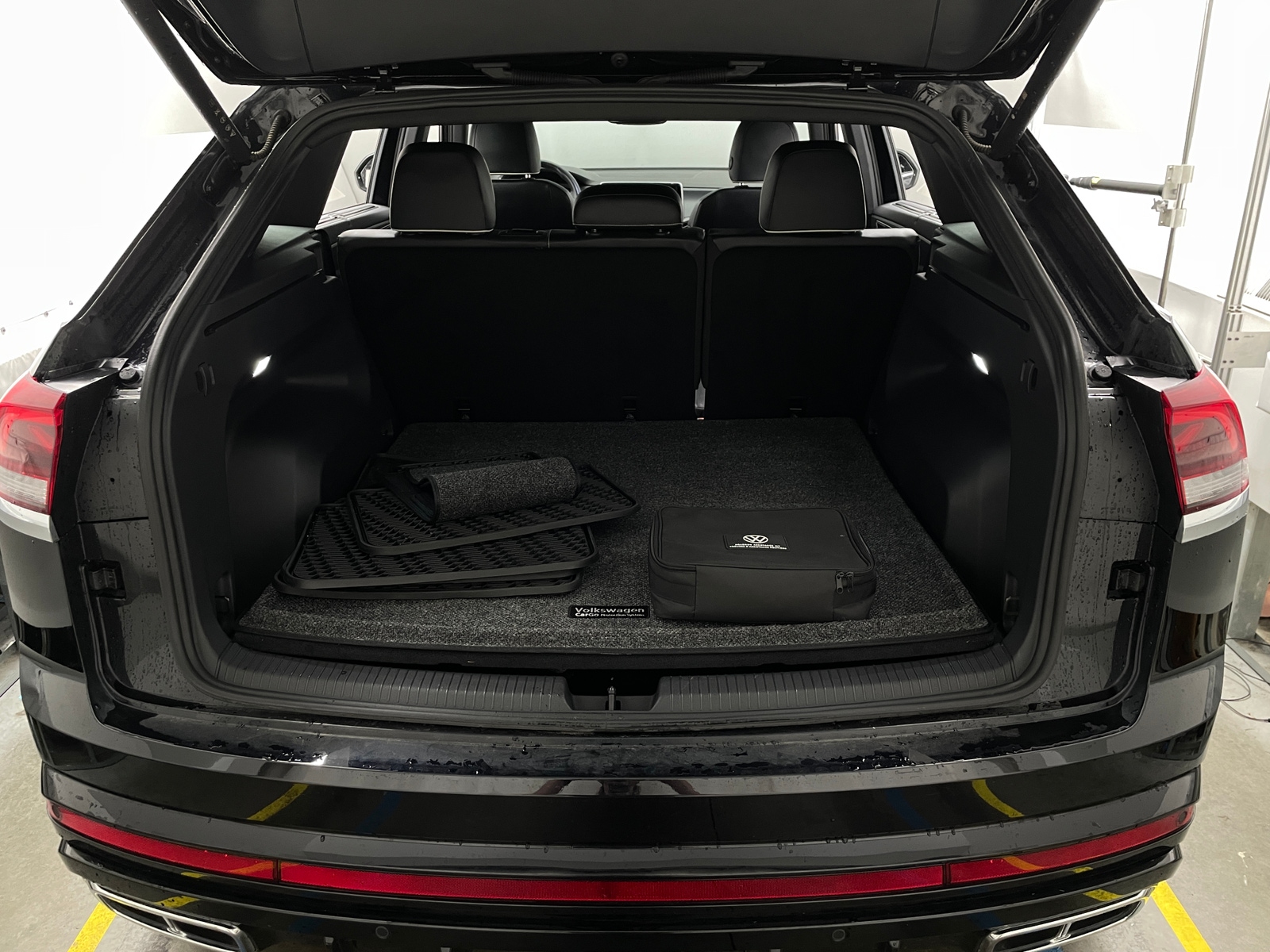 Thumbnail: 2024 Volkswagen Atlas - 6