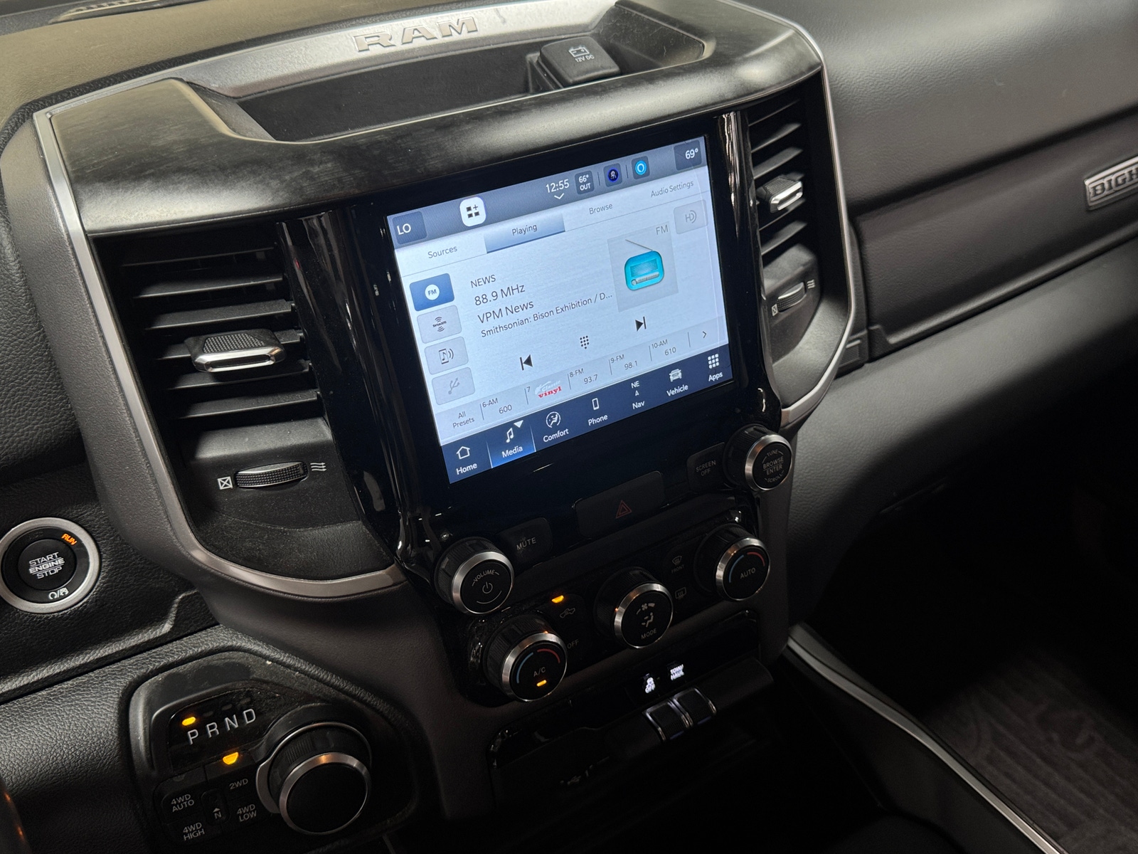 Thumbnail: 2022 RAM 1500 - 4