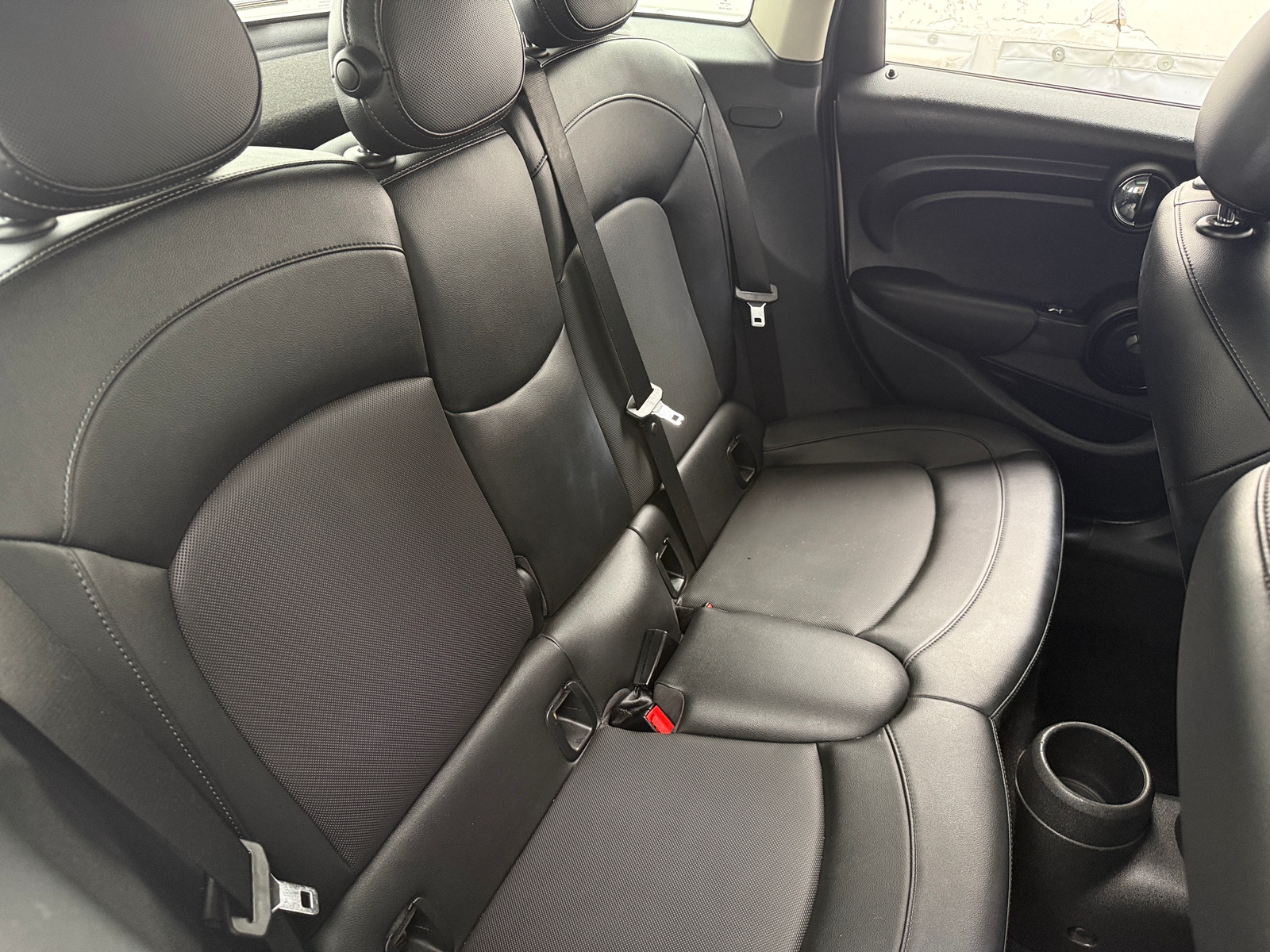 Thumbnail: 2018 MINI Cooper Hardtop - 5