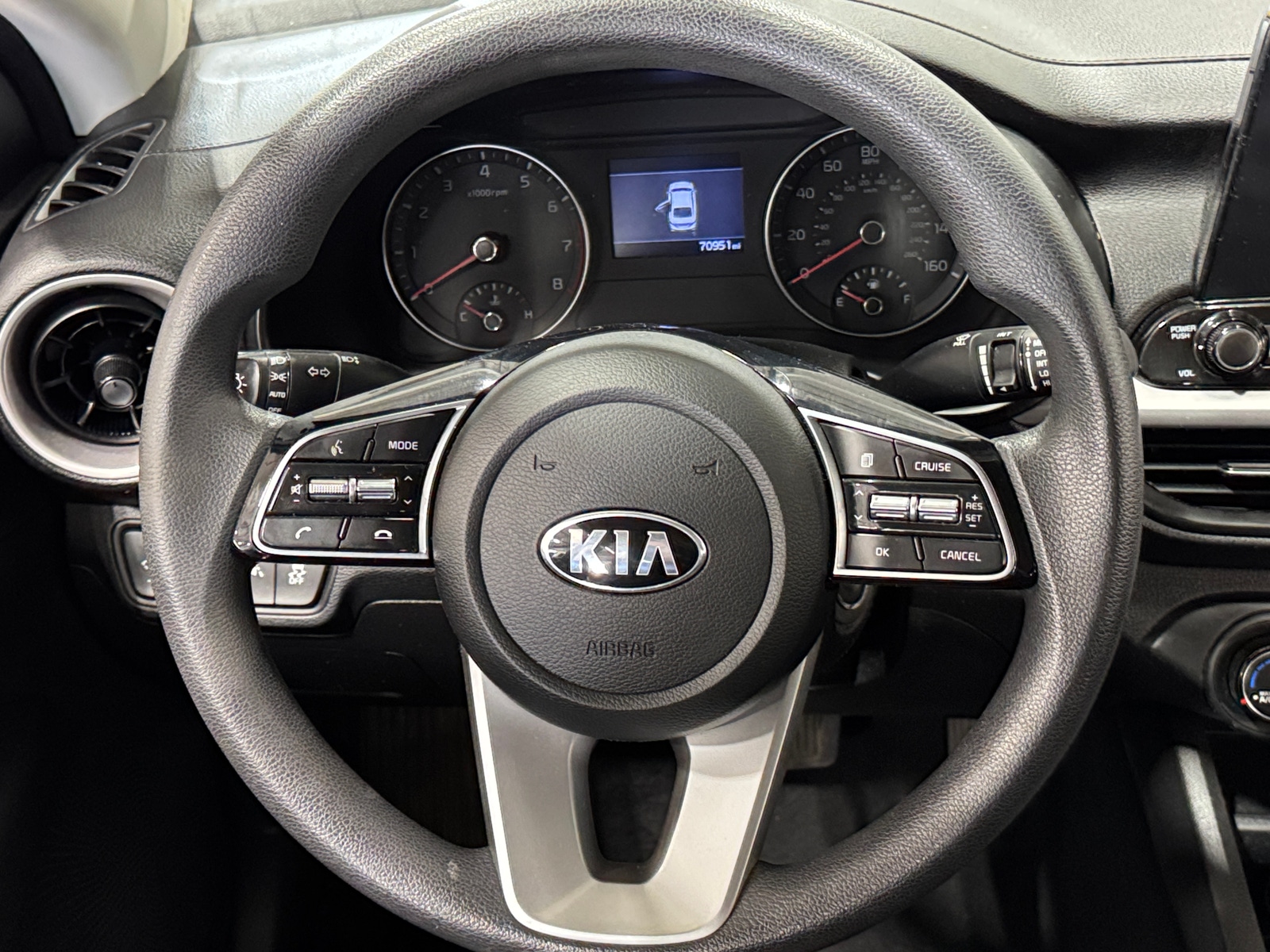 Thumbnail: 2020 Kia Forte - 5