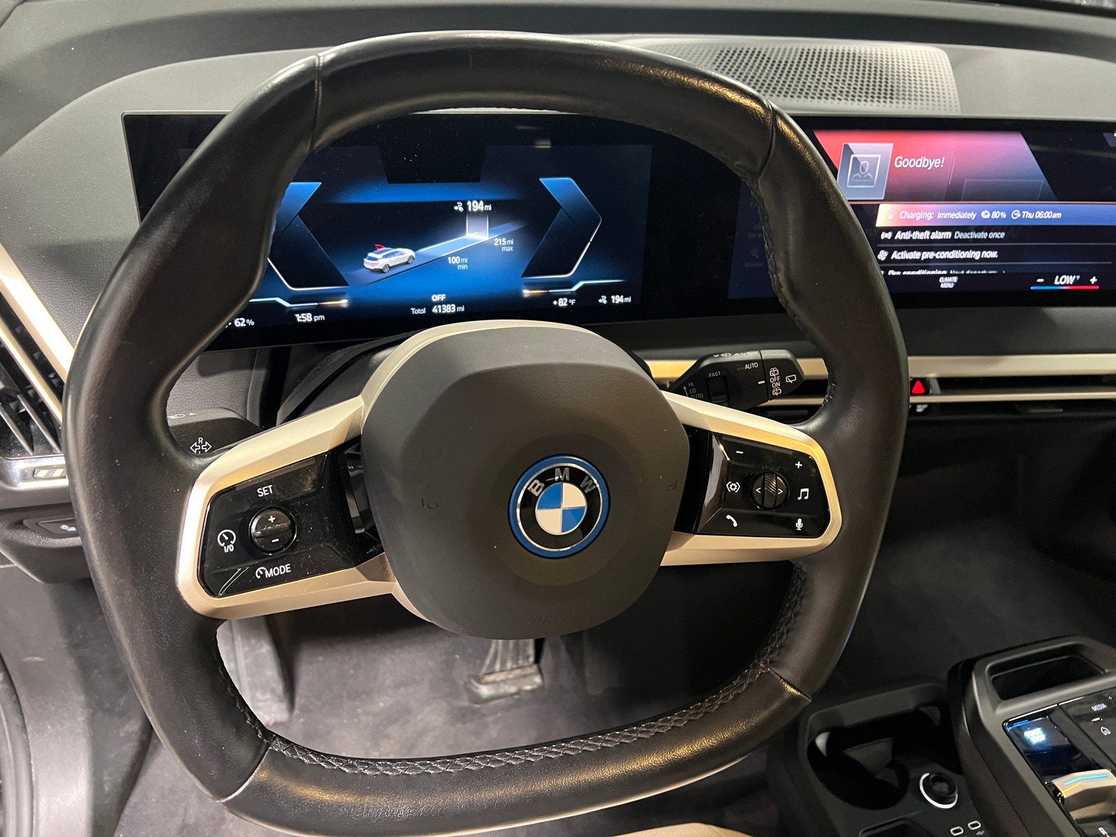 Thumbnail: 2023 BMW iX - 4