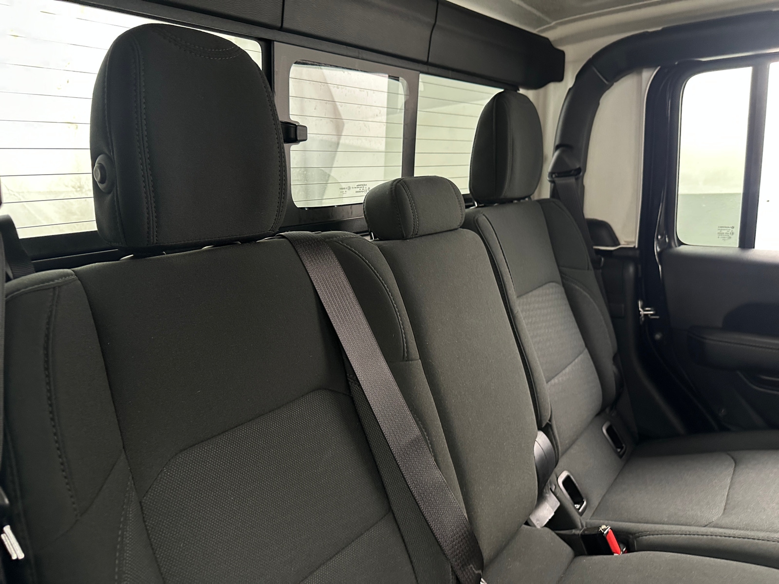 Thumbnail: 2021 Jeep Gladiator - 6