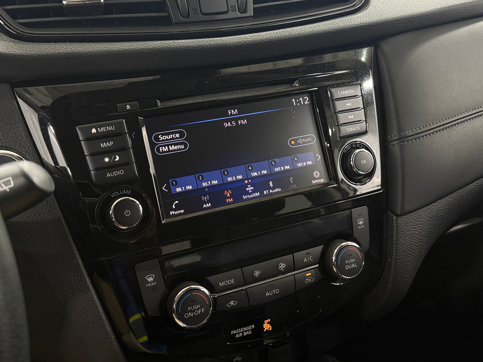 Thumbnail: 2020 Nissan Rogue - 3