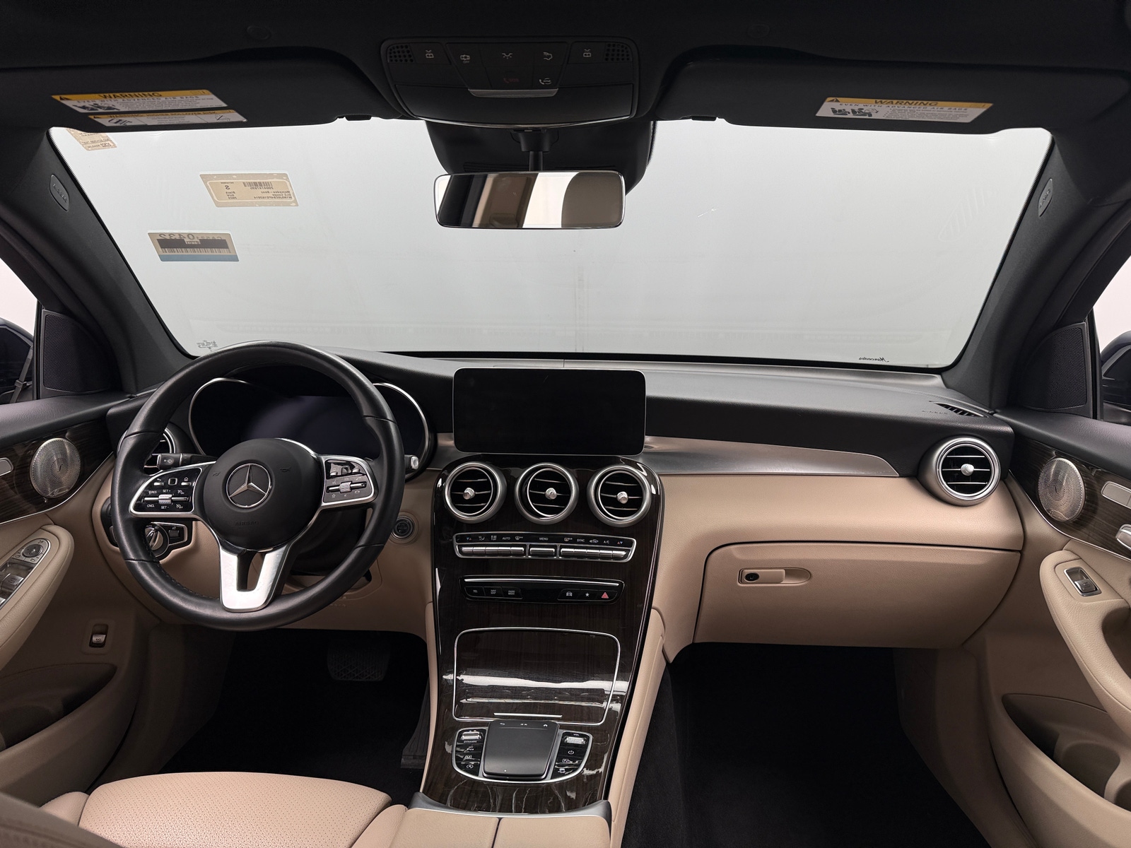 Thumbnail: 2023 Mercedes-Benz GLC - 2