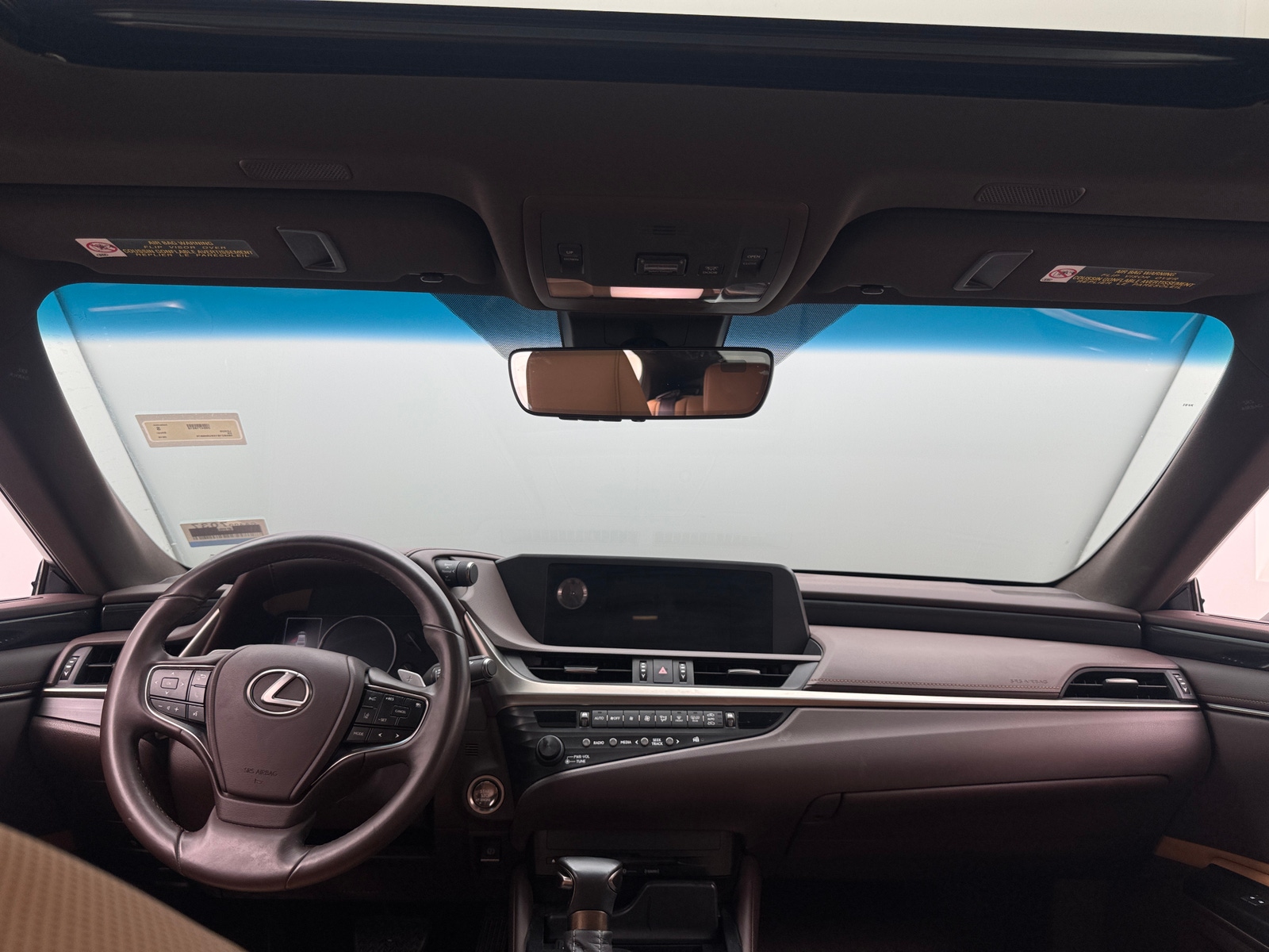 Thumbnail: 2019 Lexus ES - 3