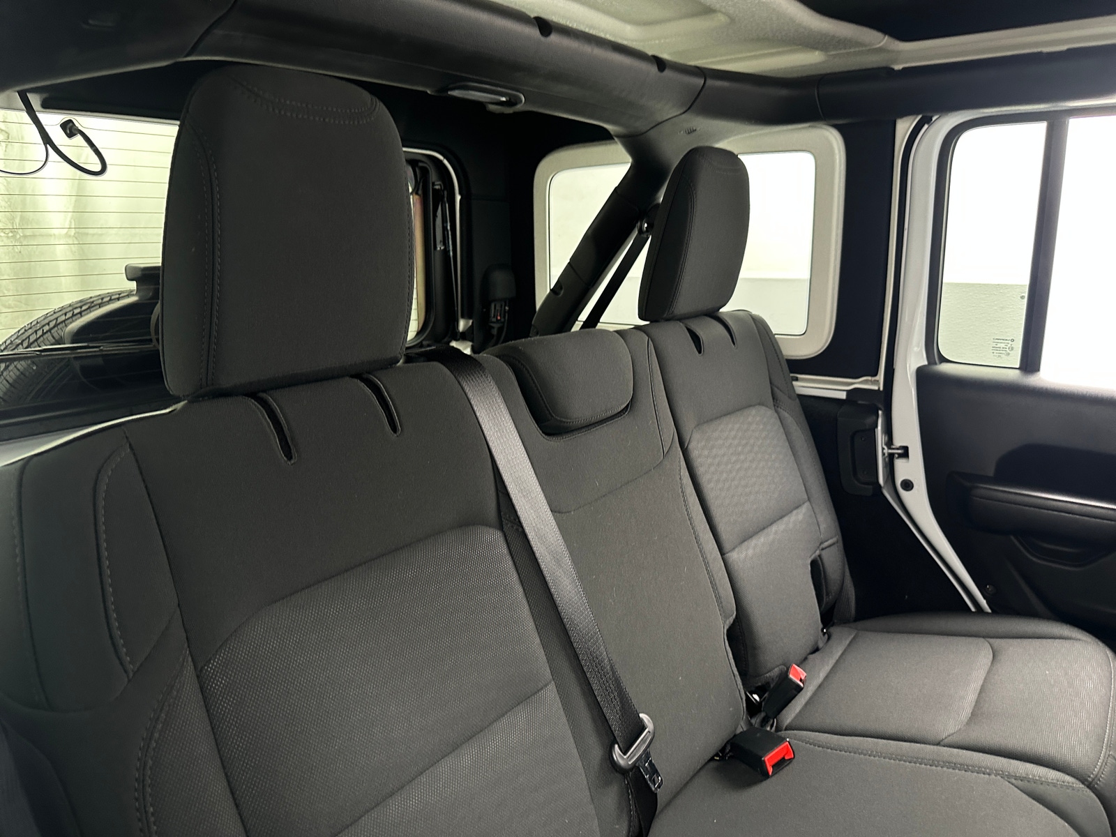 Thumbnail: 2020 Jeep Wrangler - 6