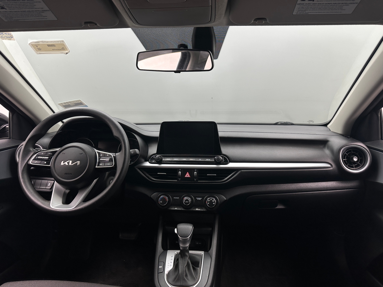 Thumbnail: 2023 Kia Forte - 3