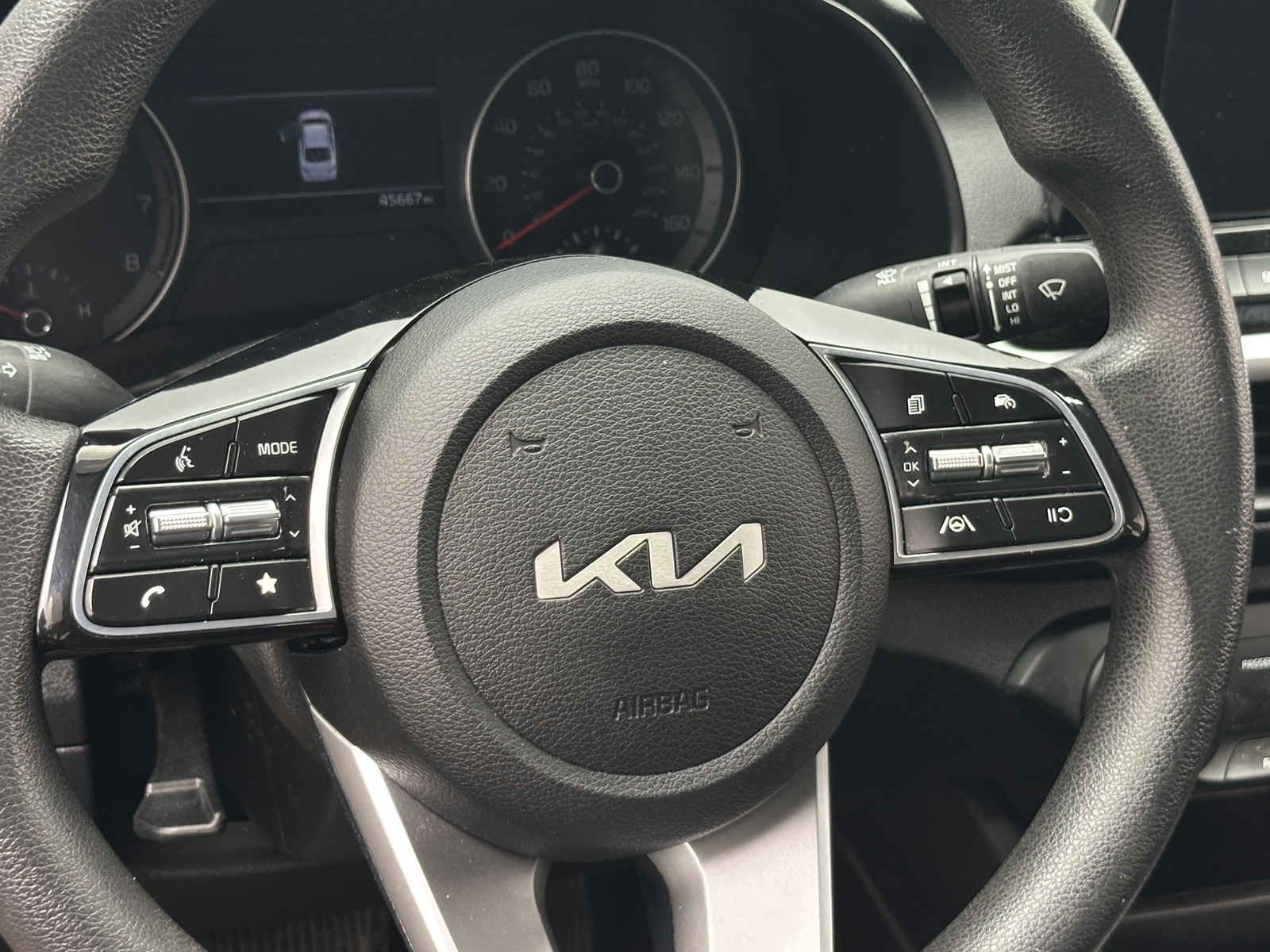 Thumbnail: 2023 Kia Forte - 5