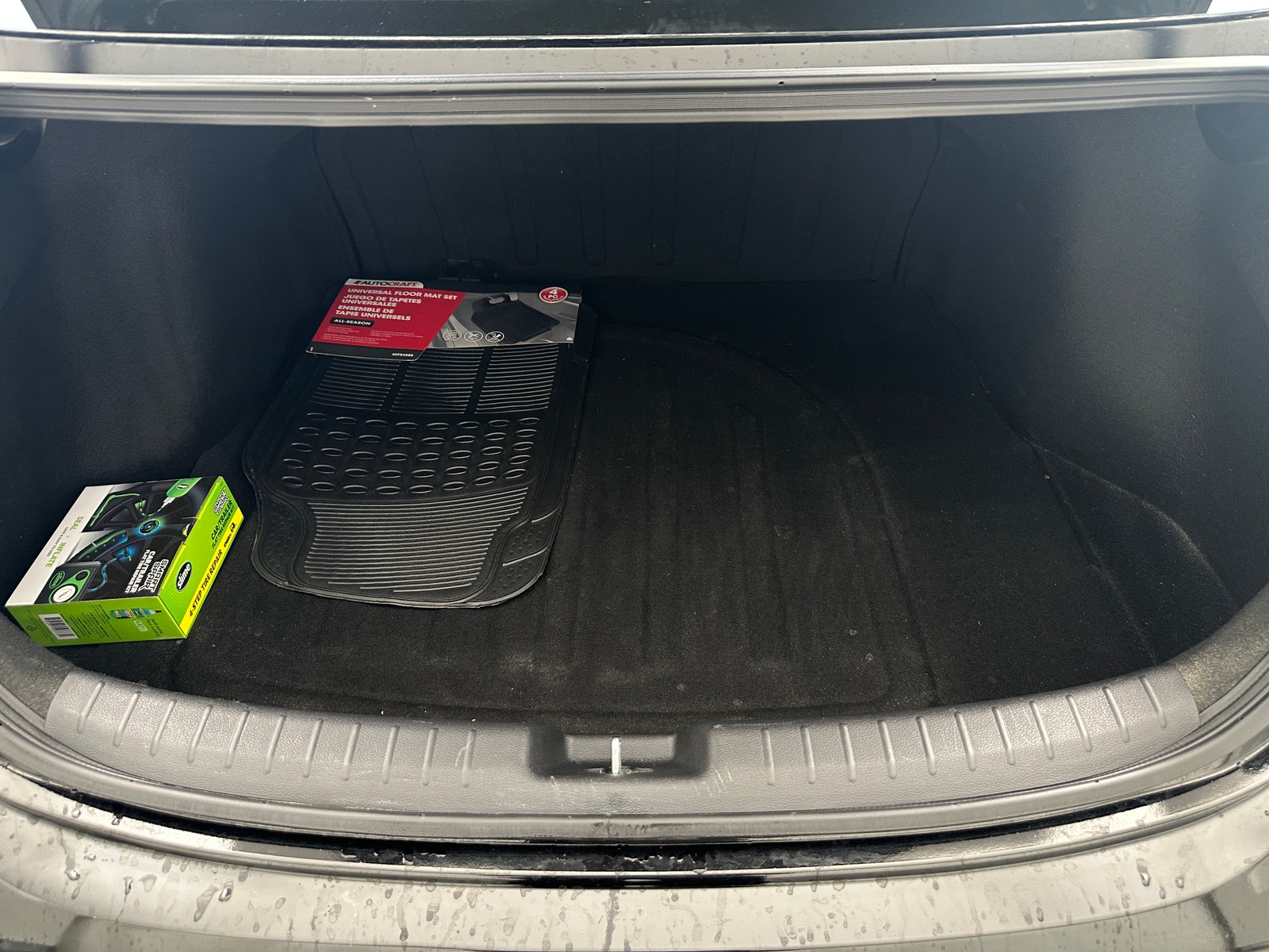 Thumbnail: 2023 Kia Forte - 7