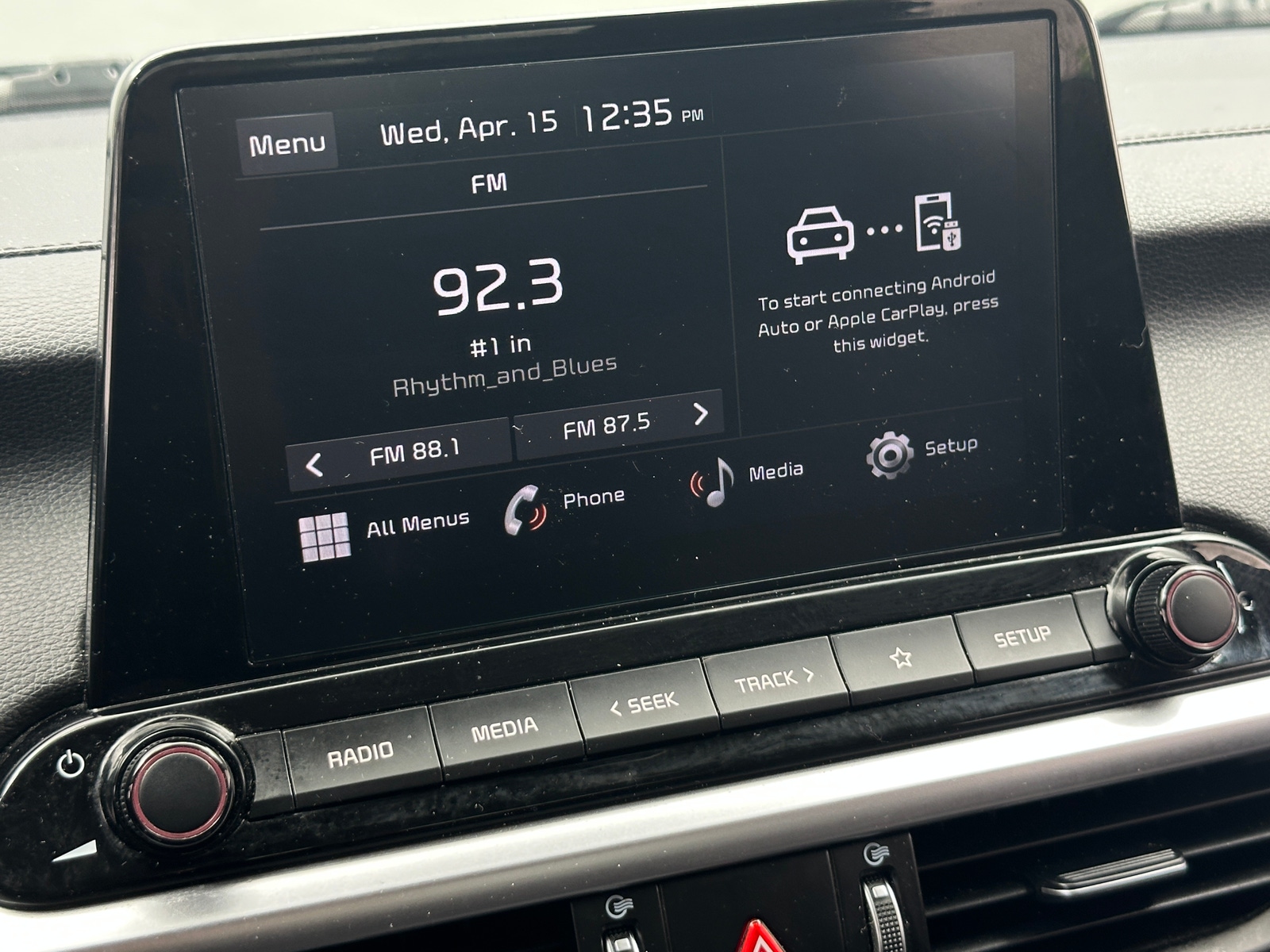 Thumbnail: 2023 Kia Forte - 4