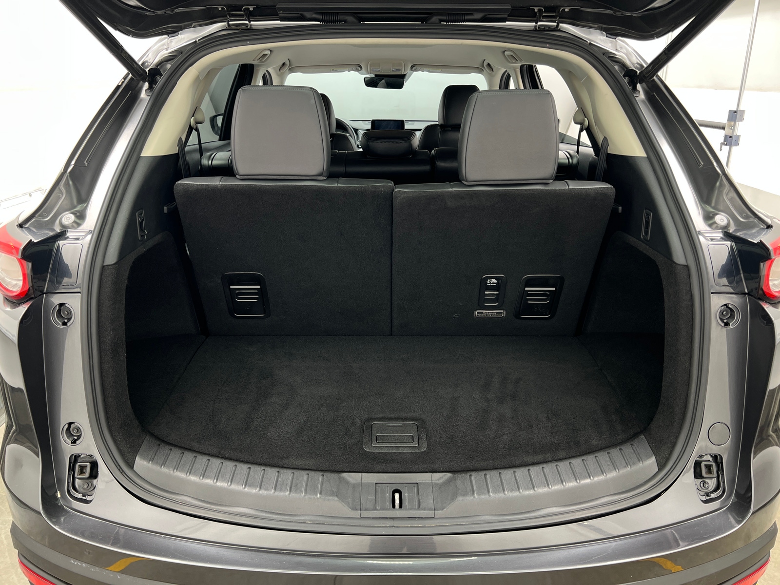 Thumbnail: 2019 Mazda CX-9 - 6