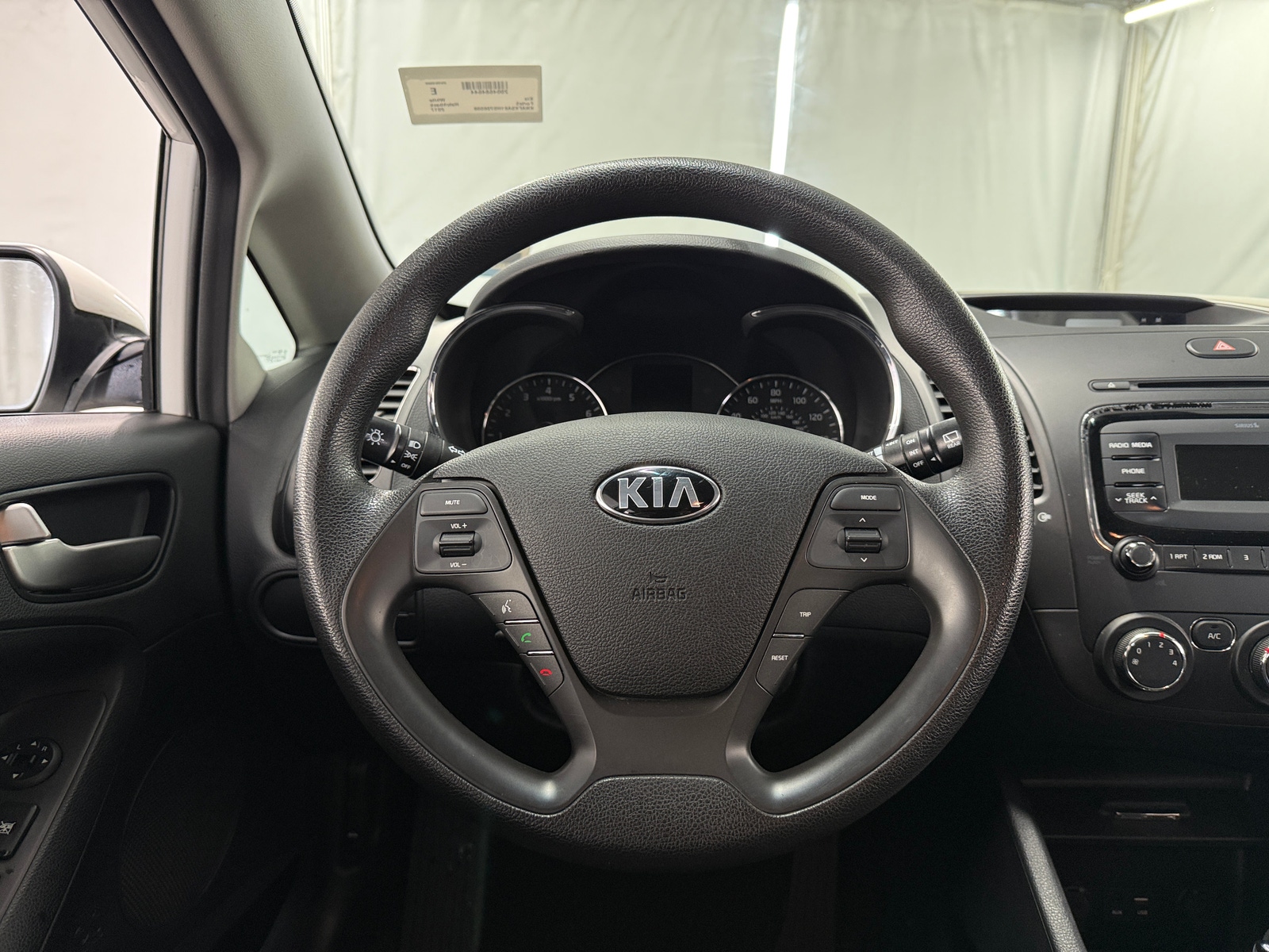 Thumbnail: 2017 Kia Forte - 5