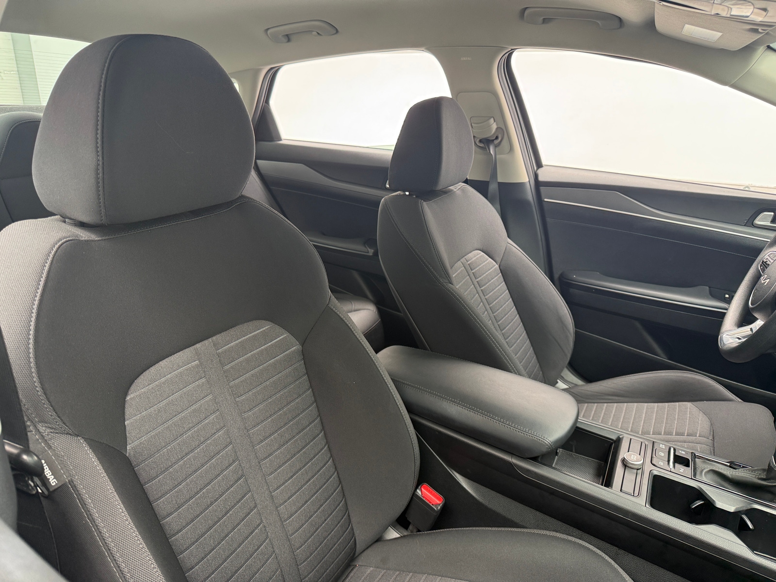 Thumbnail: 2025 Kia K5 - 2