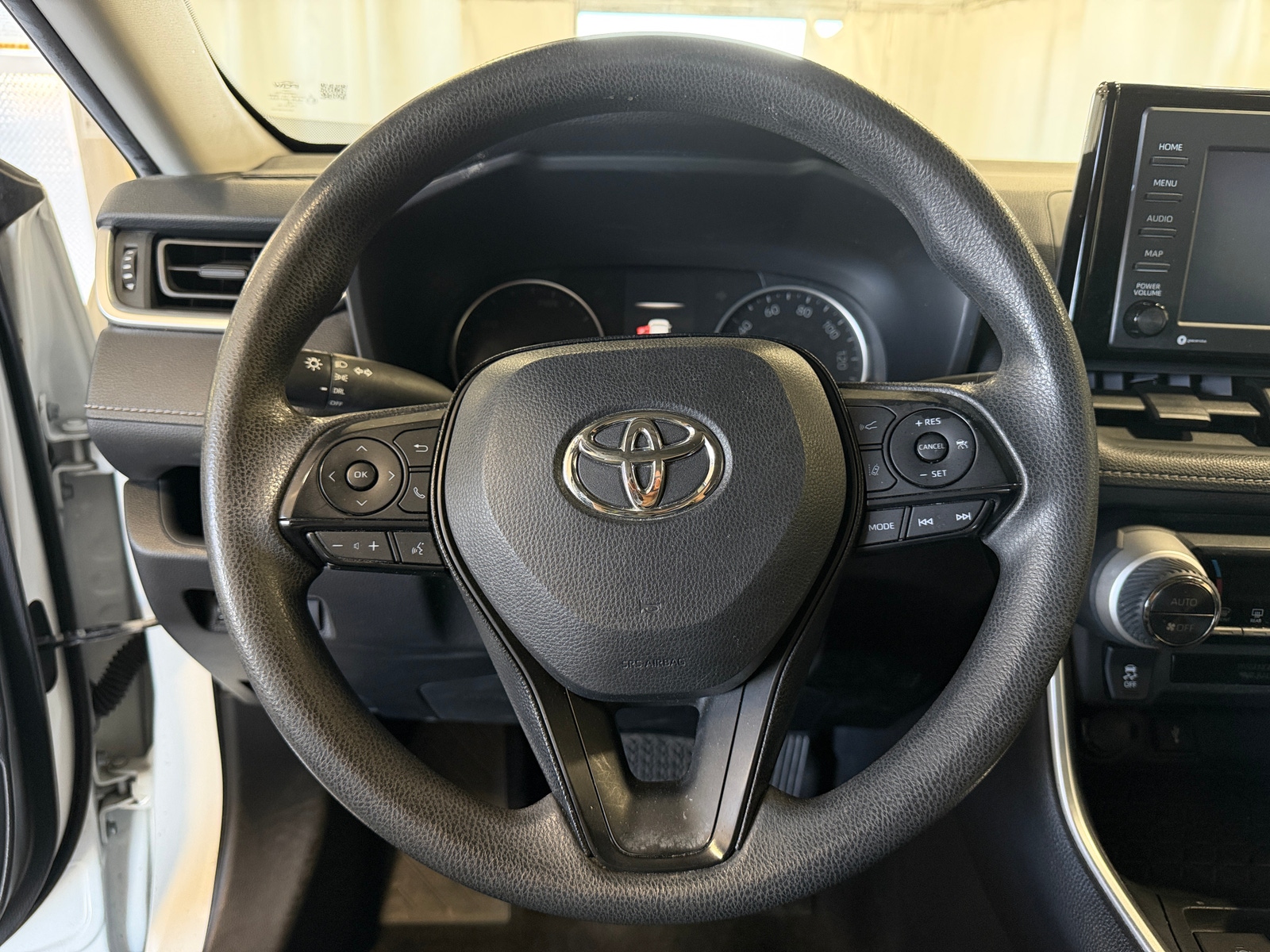 Thumbnail: 2020 Toyota RAV4 - 5