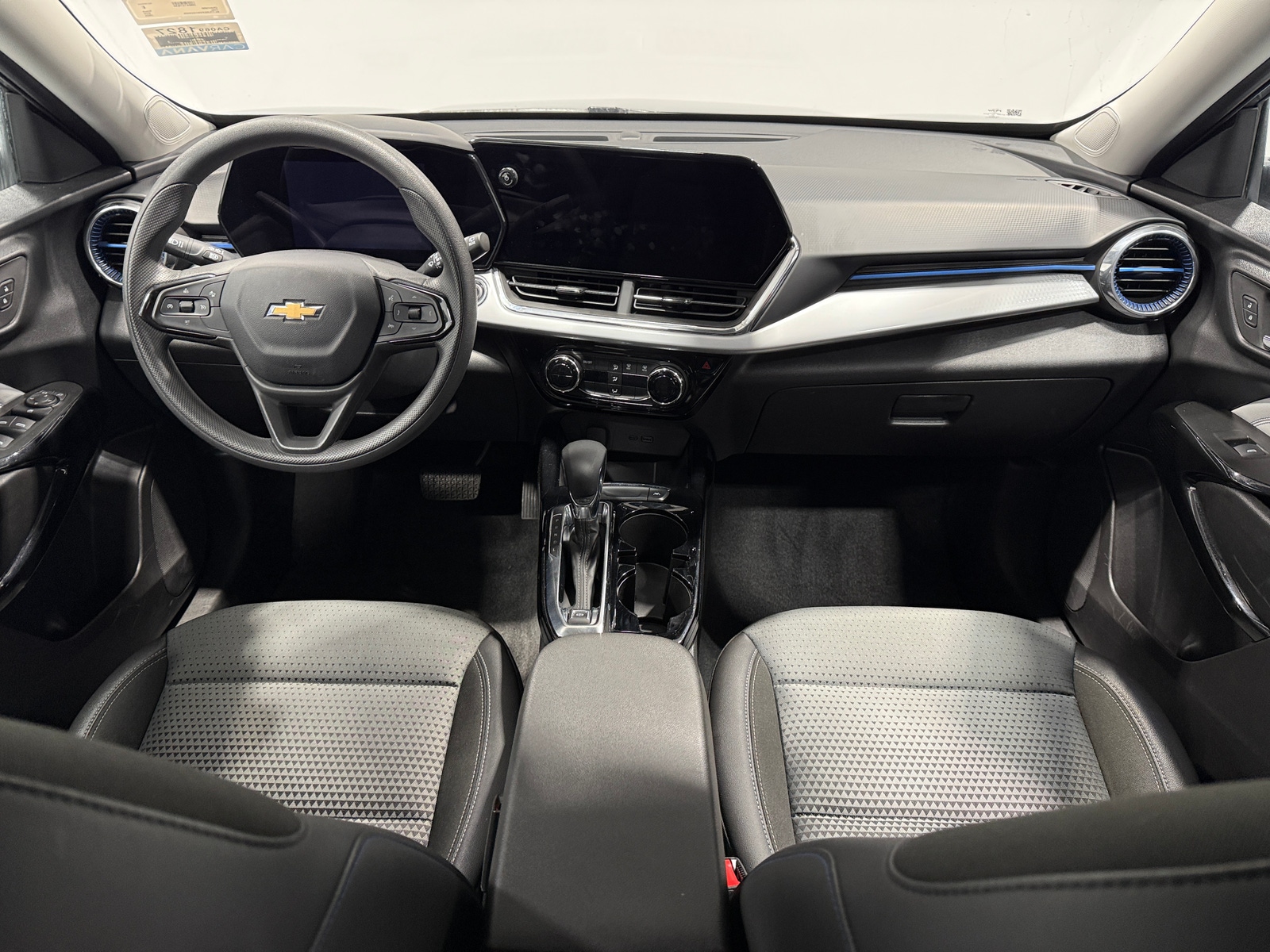 Thumbnail: 2025 Chevrolet Trax - 3