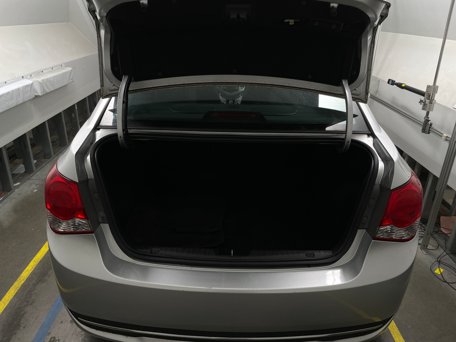 Thumbnail: 2015 Chevrolet Cruze - 6