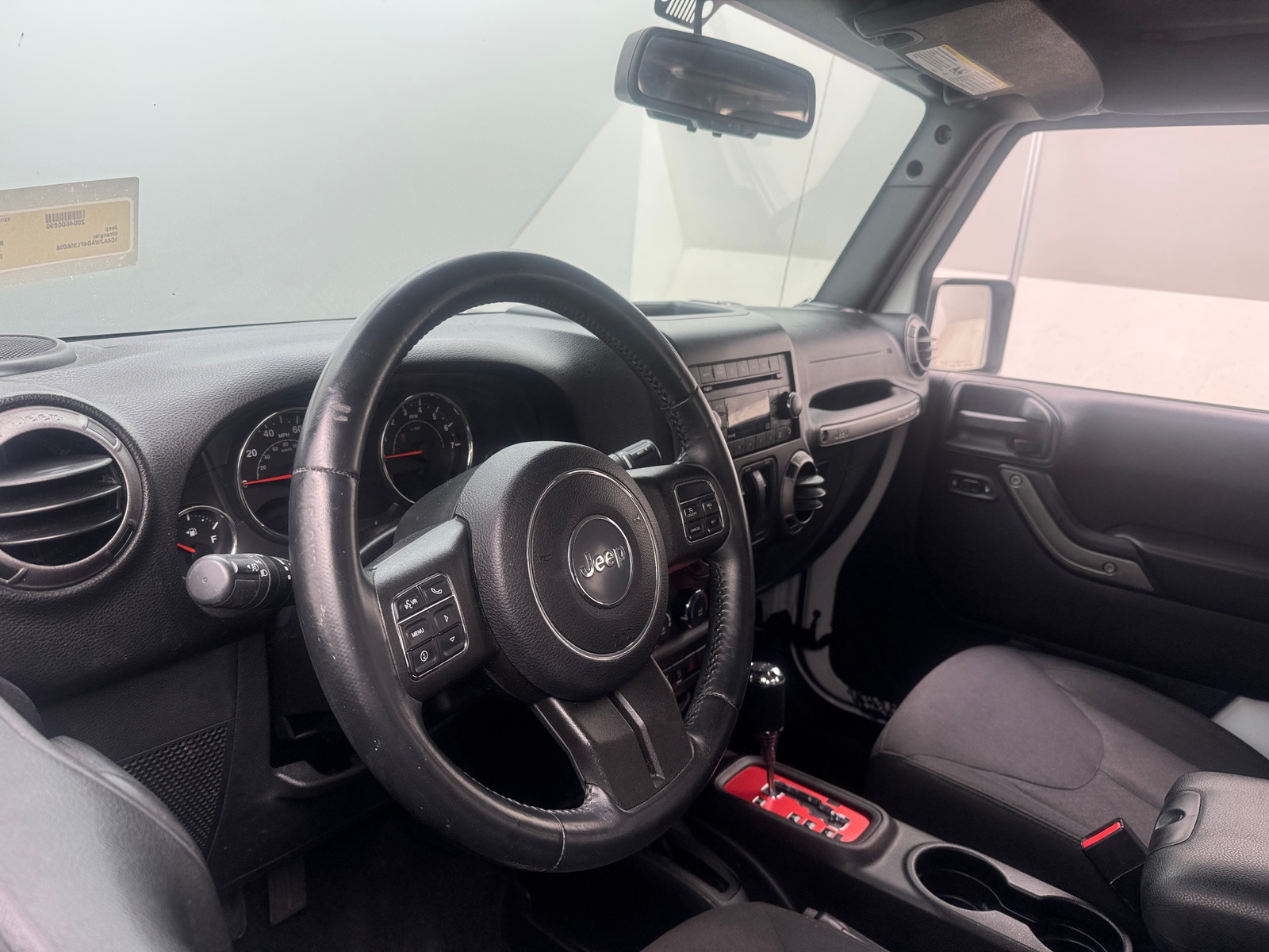 Thumbnail: 2015 Jeep Wrangler - 3