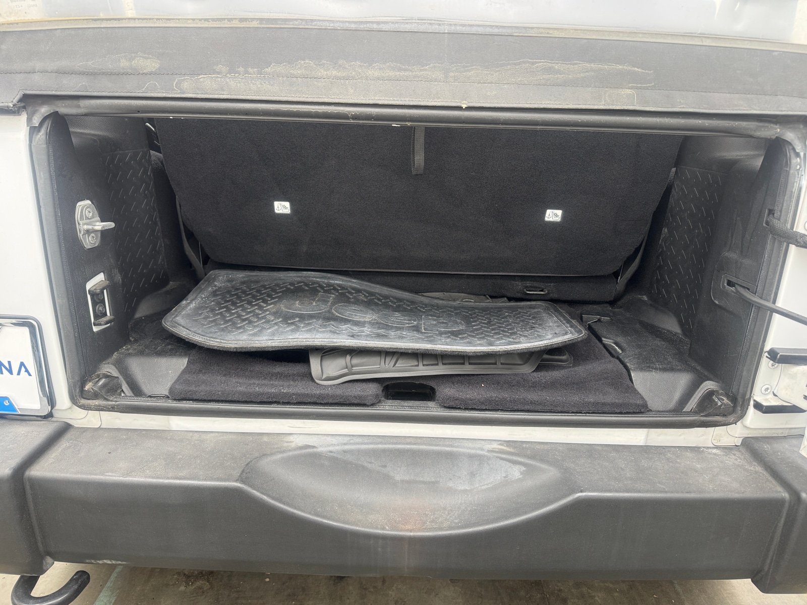 Thumbnail: 2015 Jeep Wrangler - 7