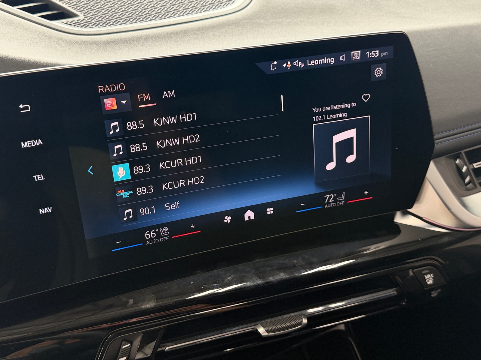 Thumbnail: 2025 BMW X1 - 3