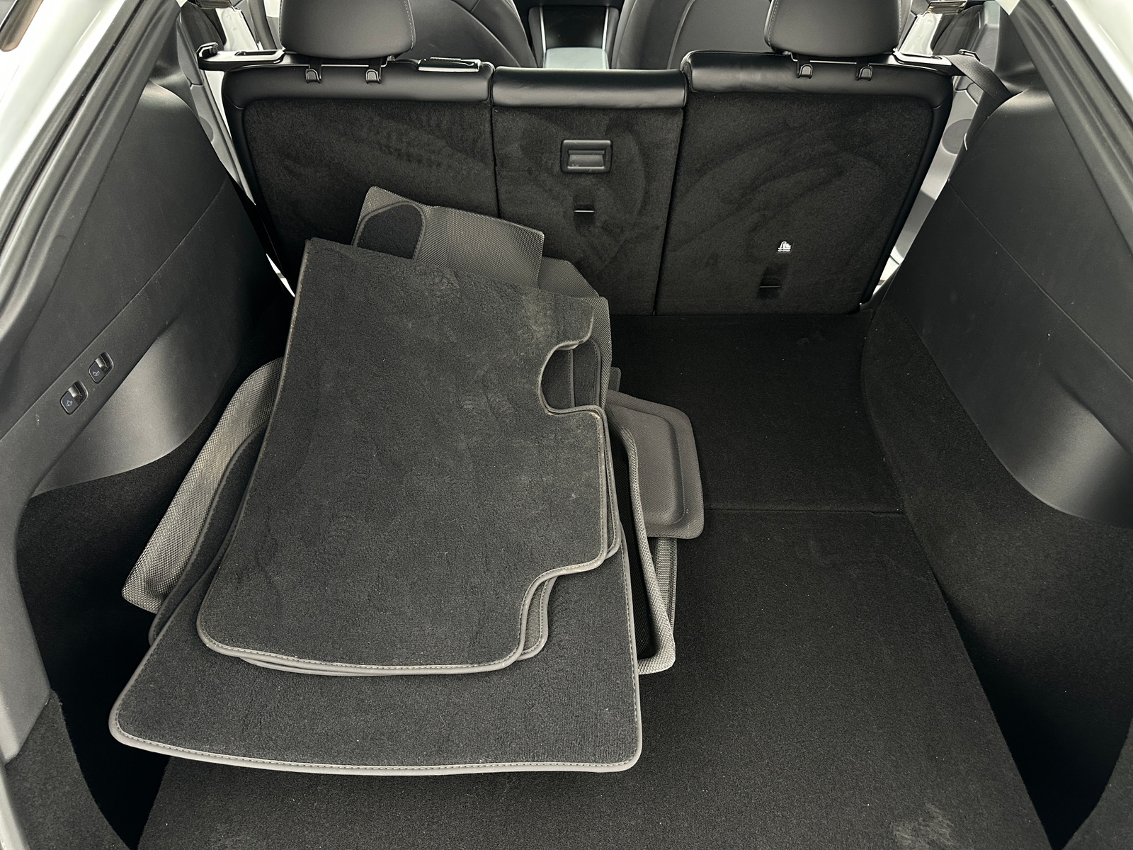 Thumbnail: 2021 Tesla Model Y - 6